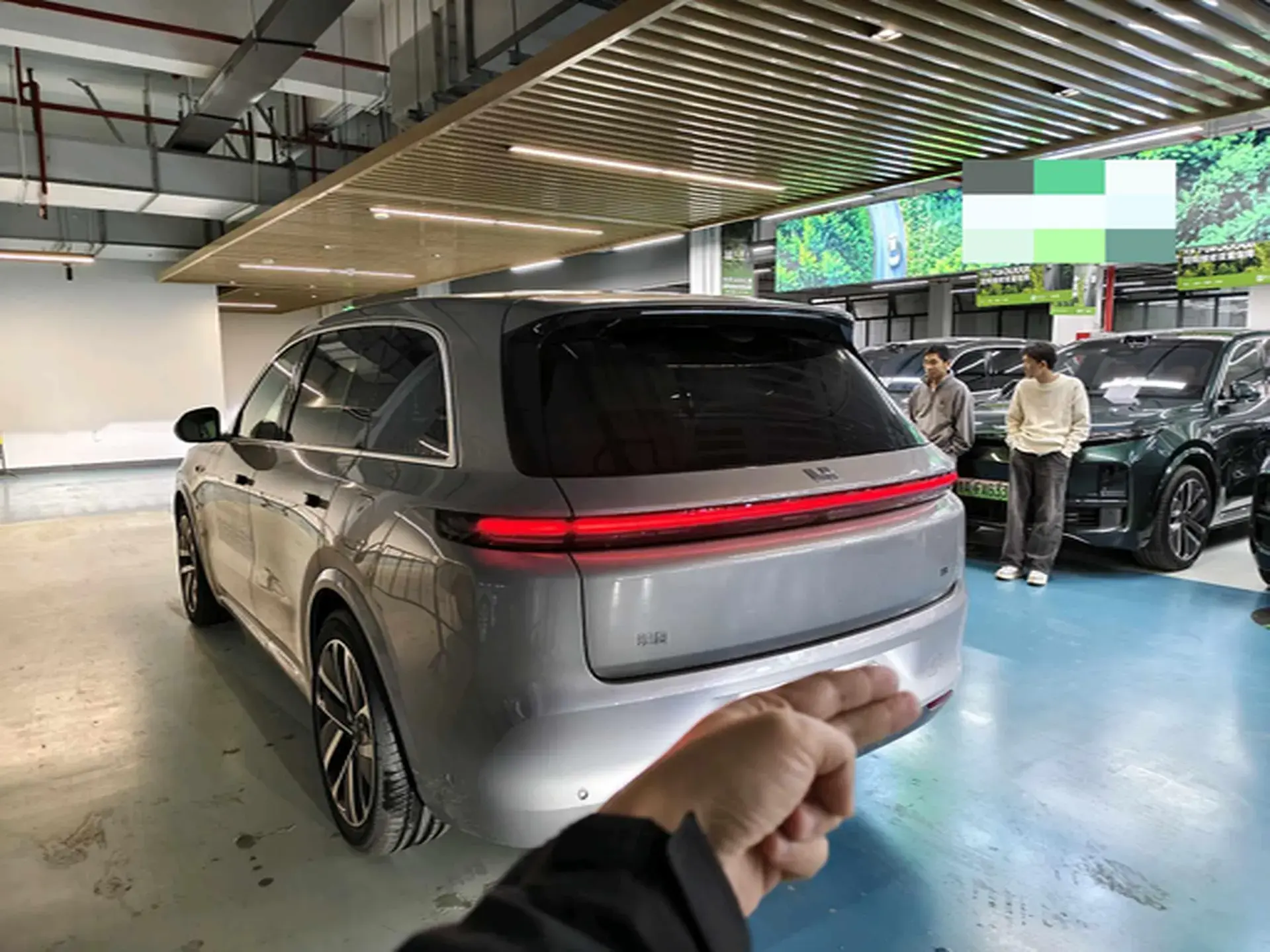 2024 LI L8 thumbnail 4