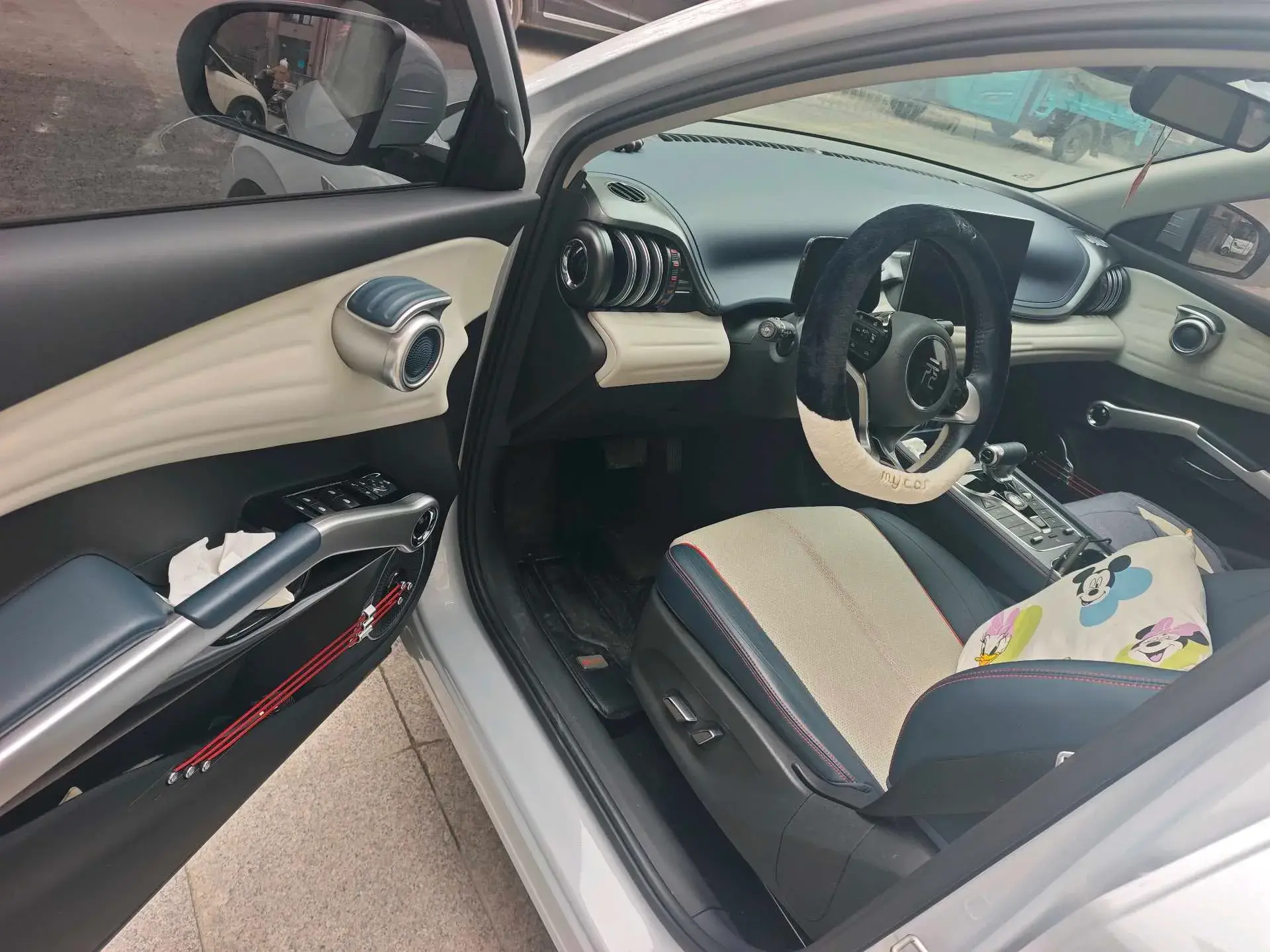 2022 BYD YUAN thumbnail 2