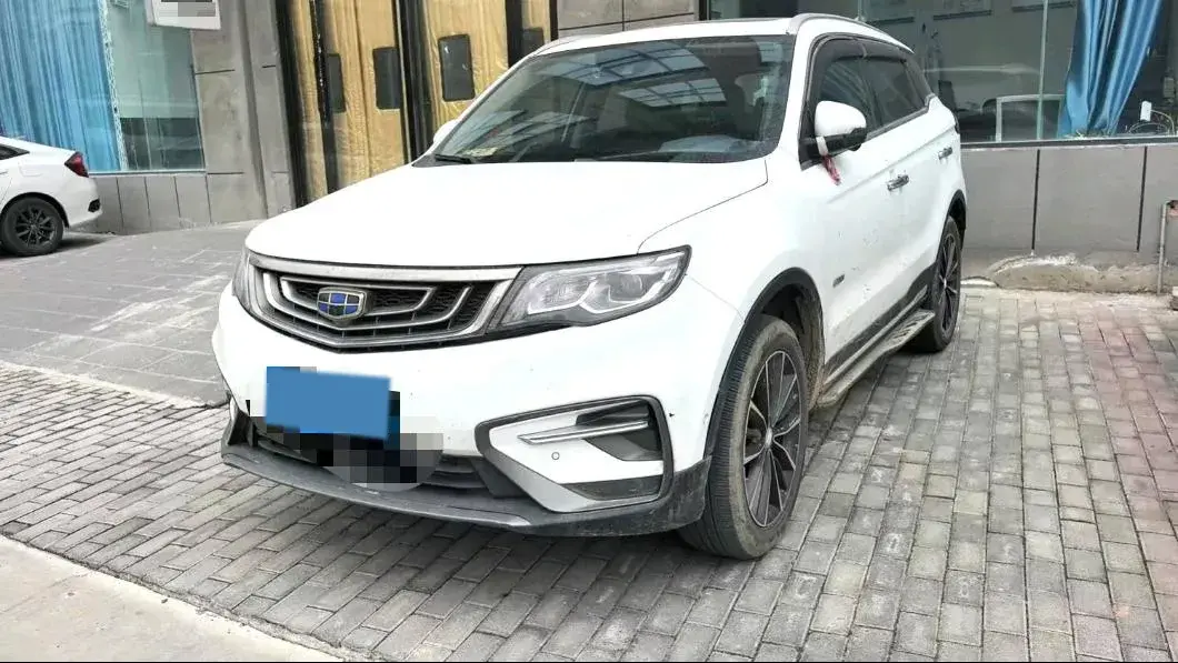 2018 GEELY AZKARRA view 1