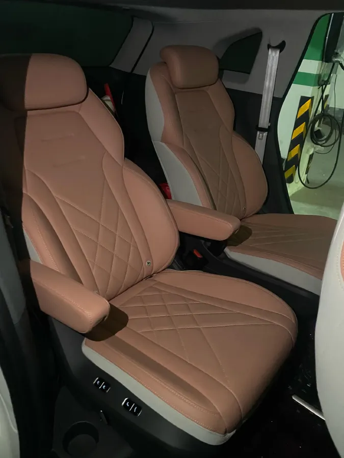 2023 ARCFOX KAOLA BEV 58.8KWH,autocango,china used car exporter,china ev exporter,chinese used car exporter,chinese used ev exporter