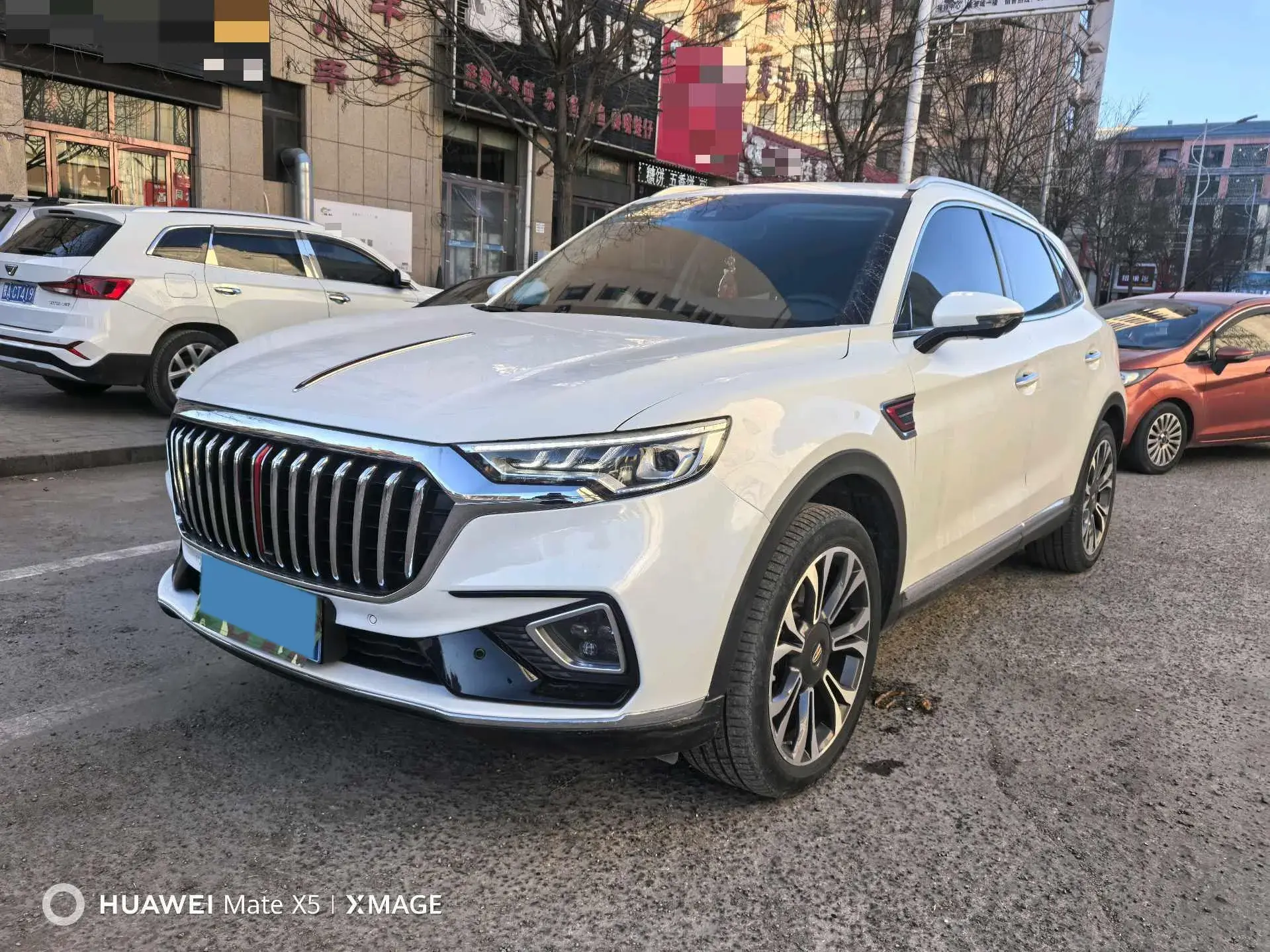 2019 HONGQI HS5 view 1