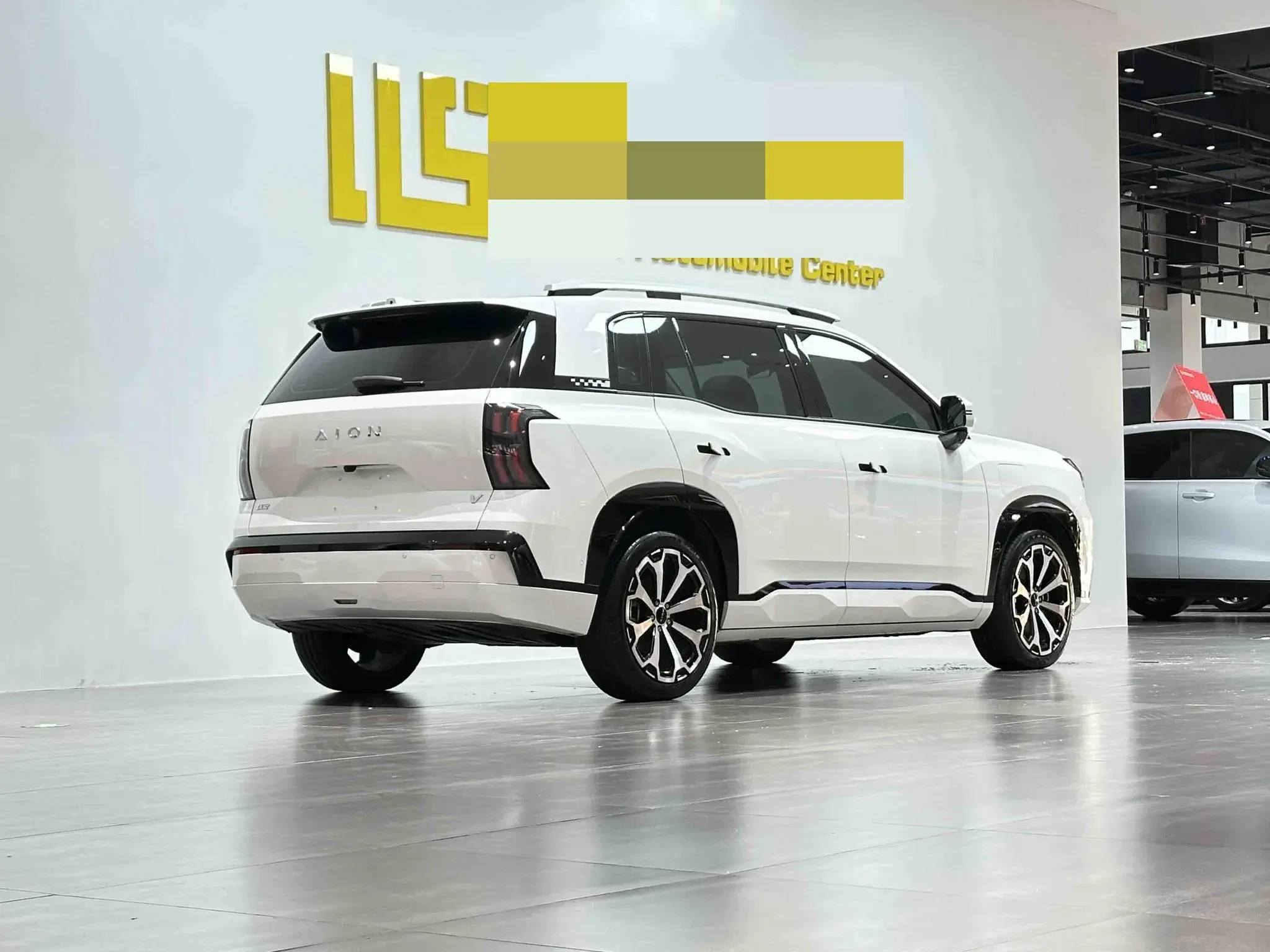 2024 AION V thumbnail 4