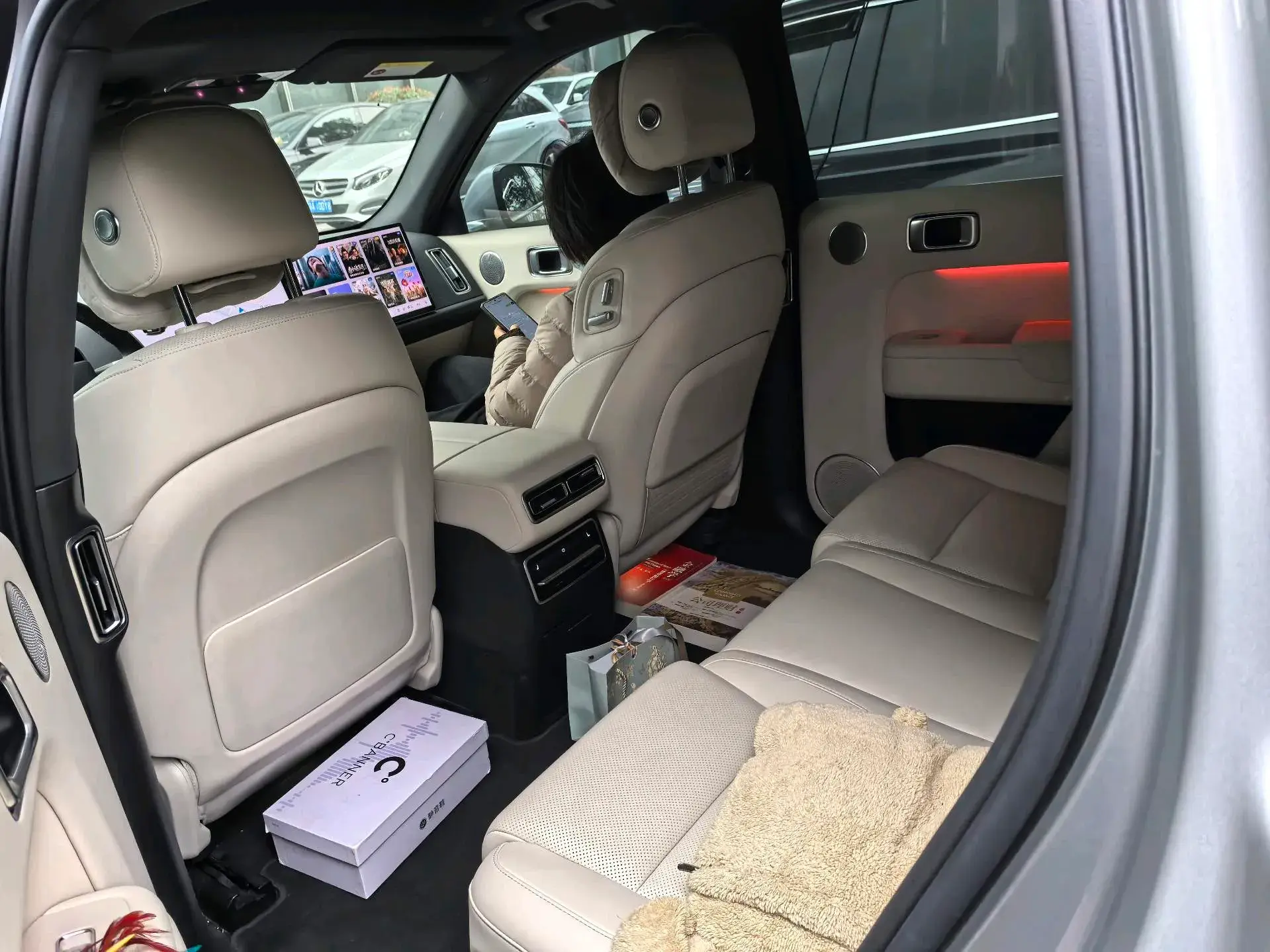 2023 LI L7 thumbnail 3