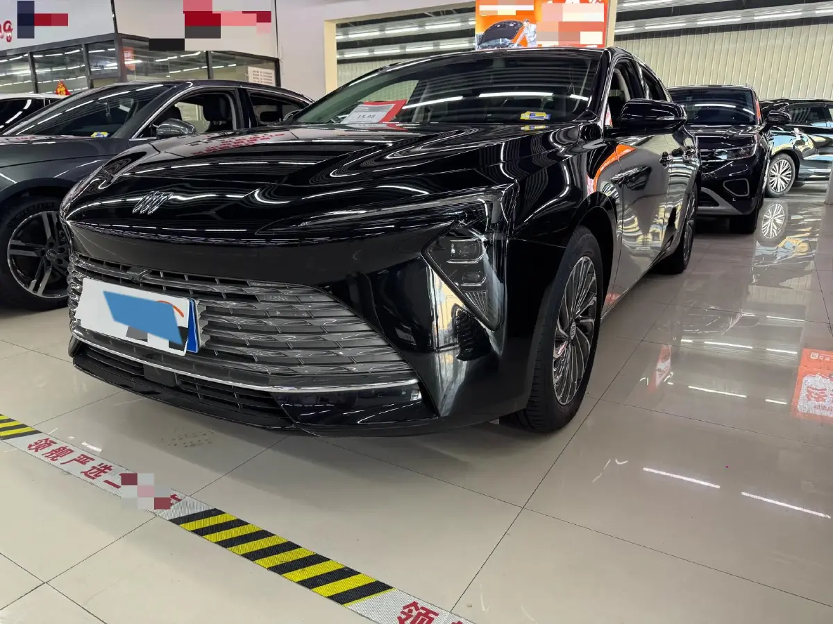 2024 Buick Larcosse 2.0T 237HP L4 9AT