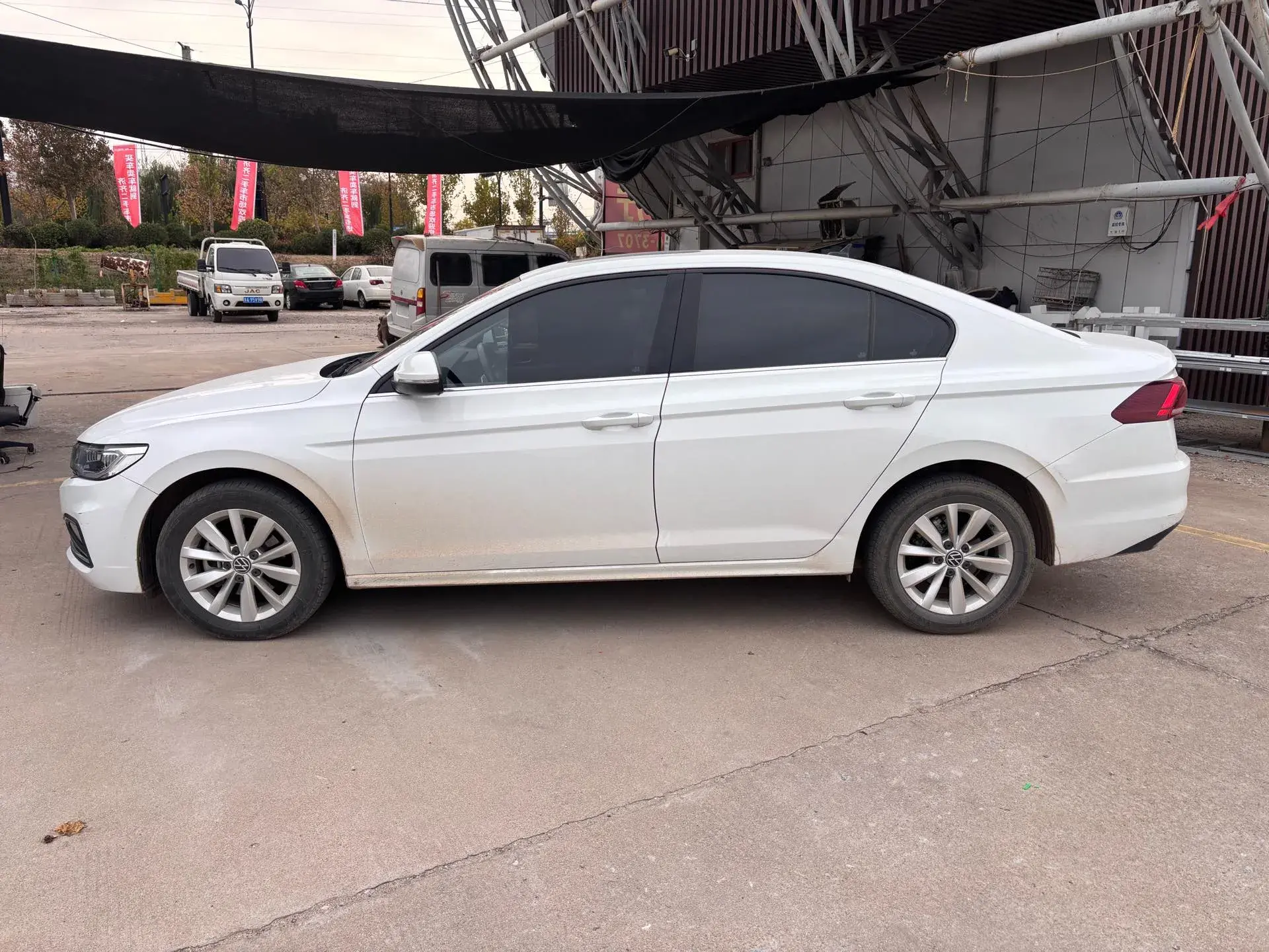 2021 VOLKSWAGEN BORA thumbnail 2