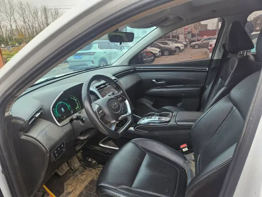 2023 HYUNDAI TUCSON thumbnail 3