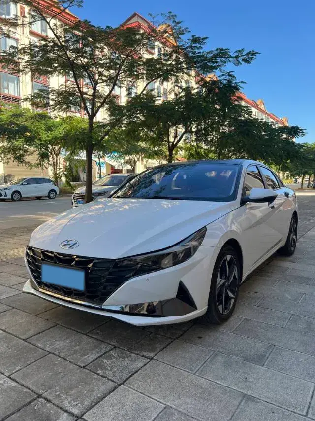 2021 Hyundai Elantra 1.5L 115HP L4 CVT