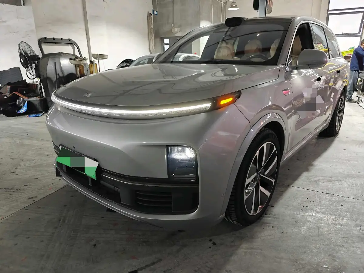 2024 Li L8 Range Extended 154HP REEV 52.3KWH