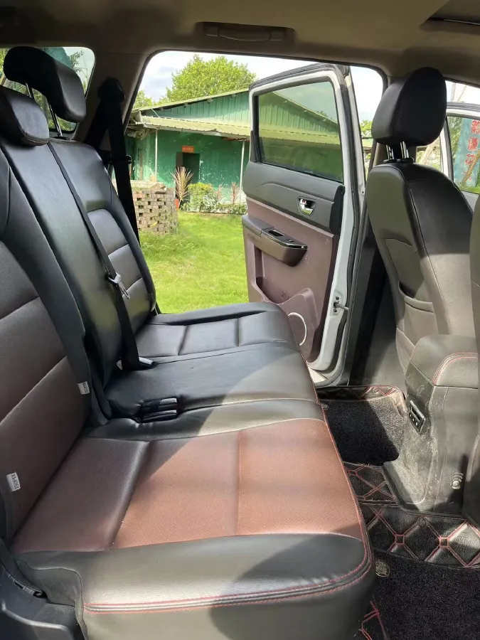 2016 LiFan MaiWei 1.5L 109HP L4 5MT,autocango,china used car exporter,china ev exporter,chinese used car exporter,chinese used ev exporter