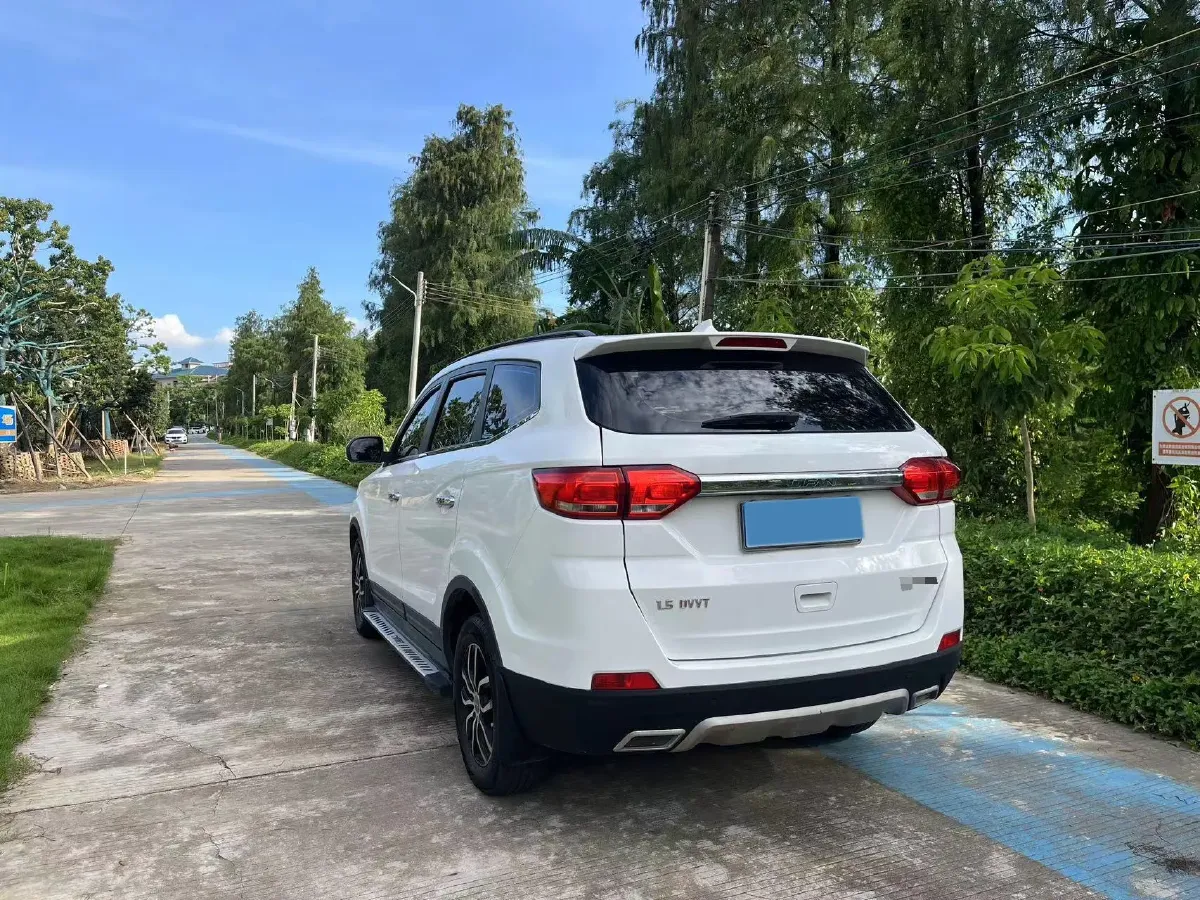 2016 LiFan MaiWei 1.5L 109HP L4 5MT,autocango,china used car exporter,china ev exporter,chinese used car exporter,chinese used ev exporter