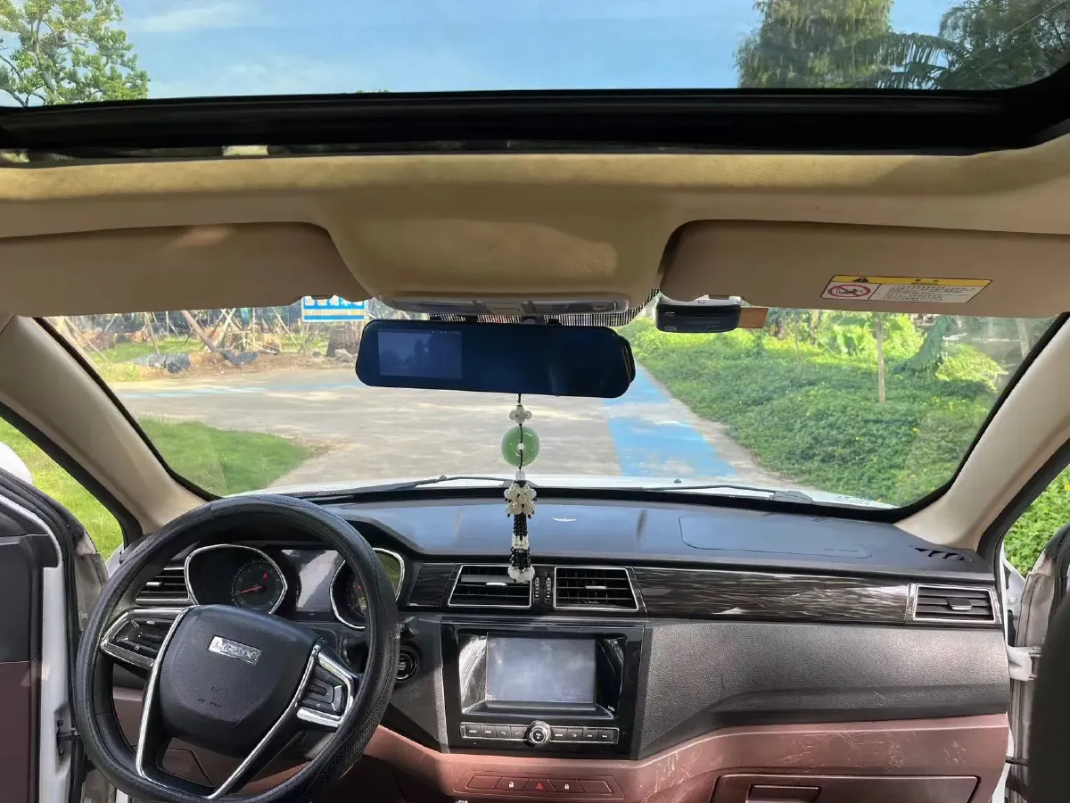 2016 LiFan MaiWei 1.5L 109HP L4 5MT,autocango,china used car exporter,china ev exporter,chinese used car exporter,chinese used ev exporter