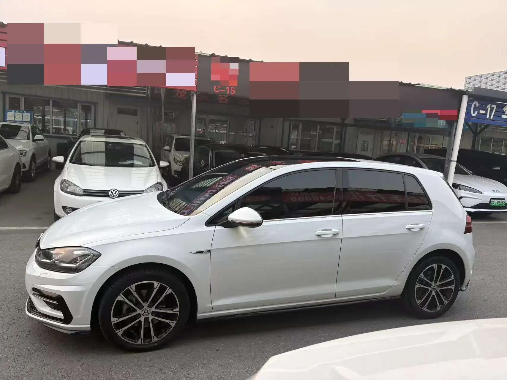 2018 VOLKSWAGEN GOLF thumbnail 2