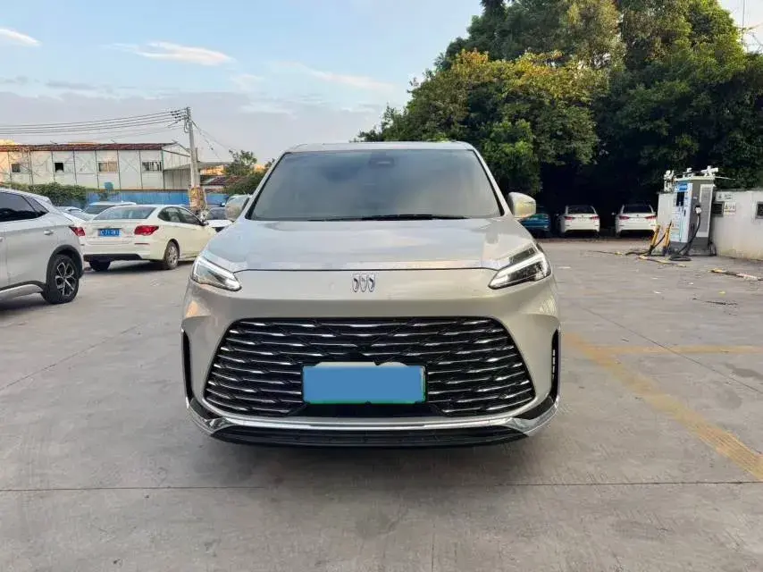 2025 BUICK GL8 thumbnail 2