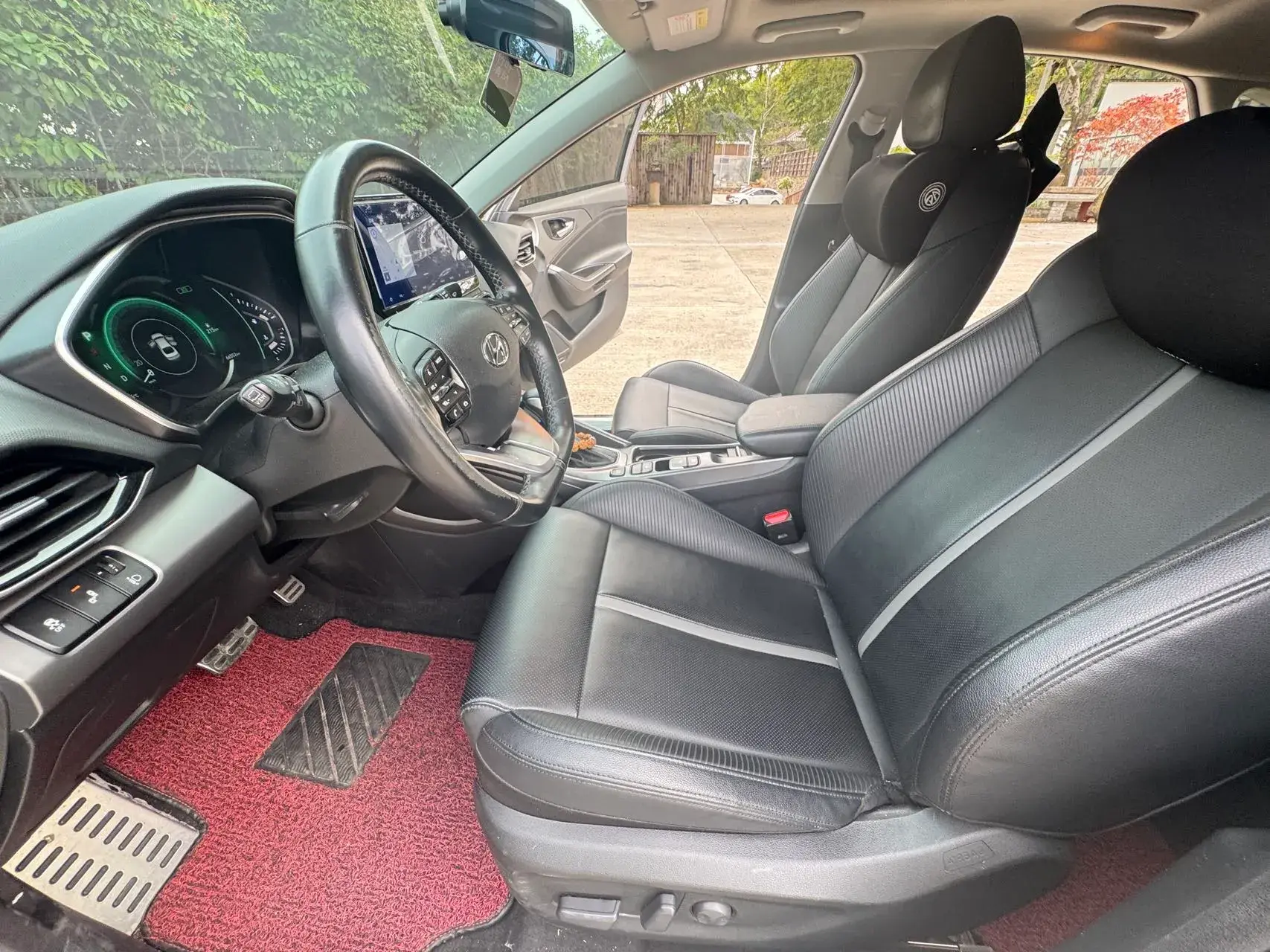 2019 HYUNDAI LA thumbnail 4