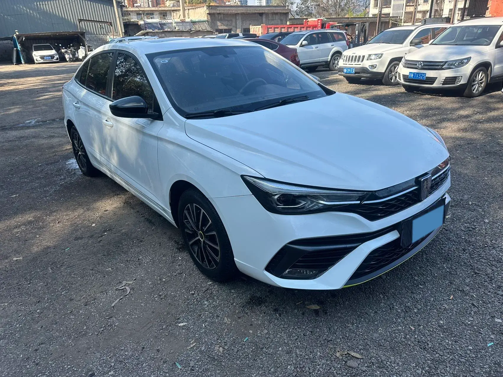 2021 ROEWE I5 thumbnail 2