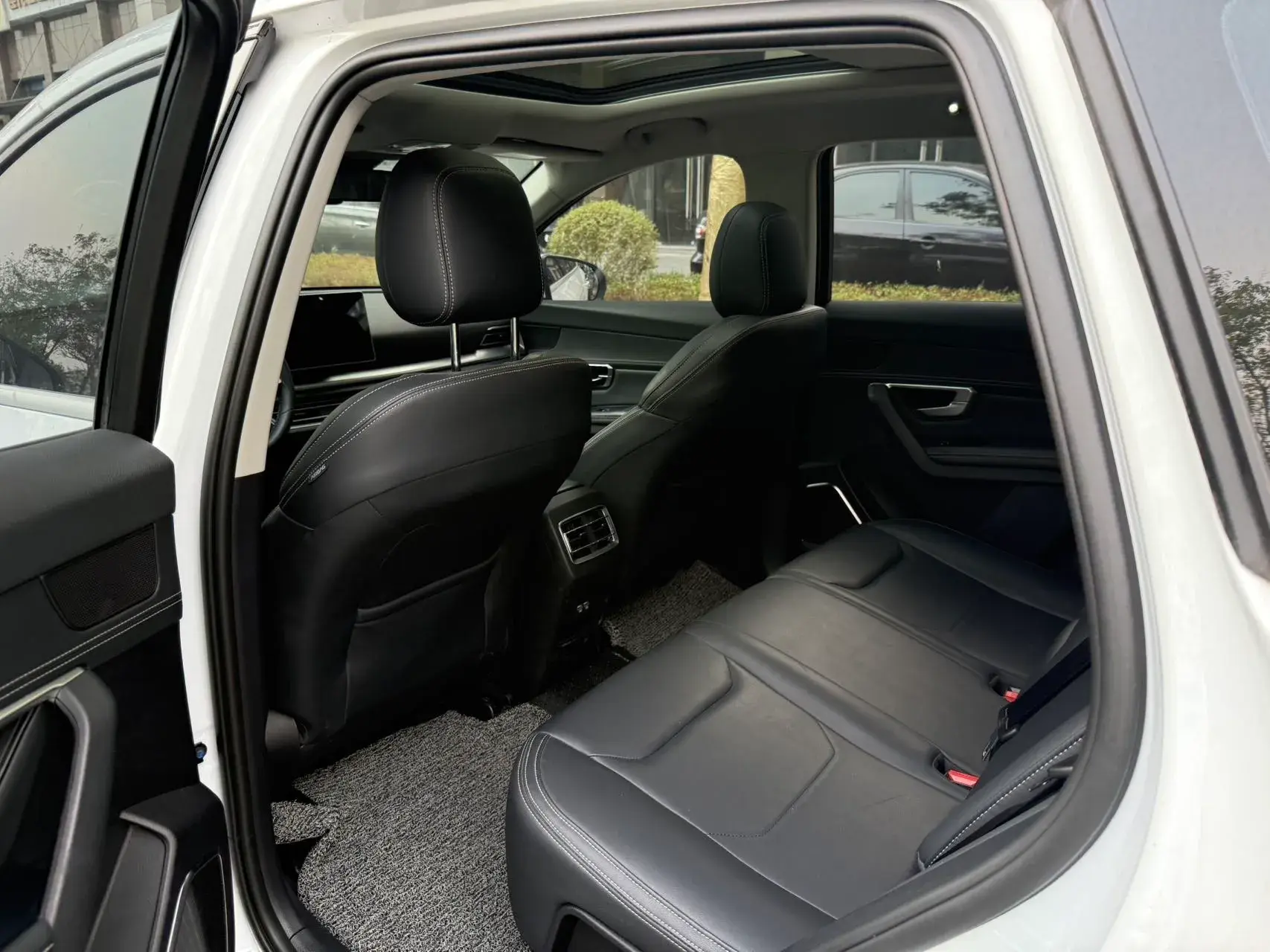 2019 BYD SONG thumbnail 3