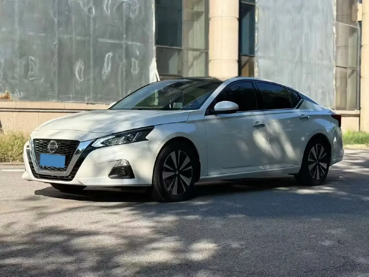 2020 Nissan Teana 2.0T 243HP L4 CVT