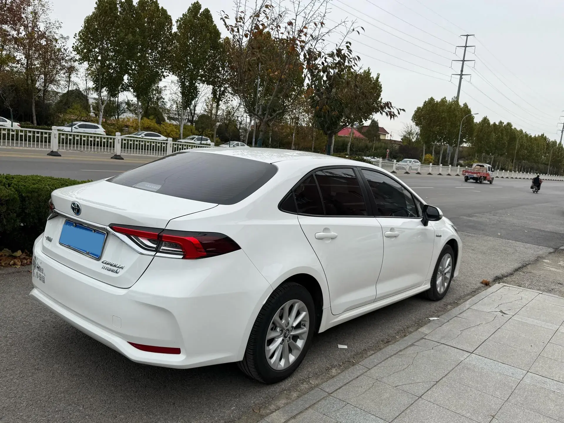 2021 TOYOTA COROLLA thumbnail 4