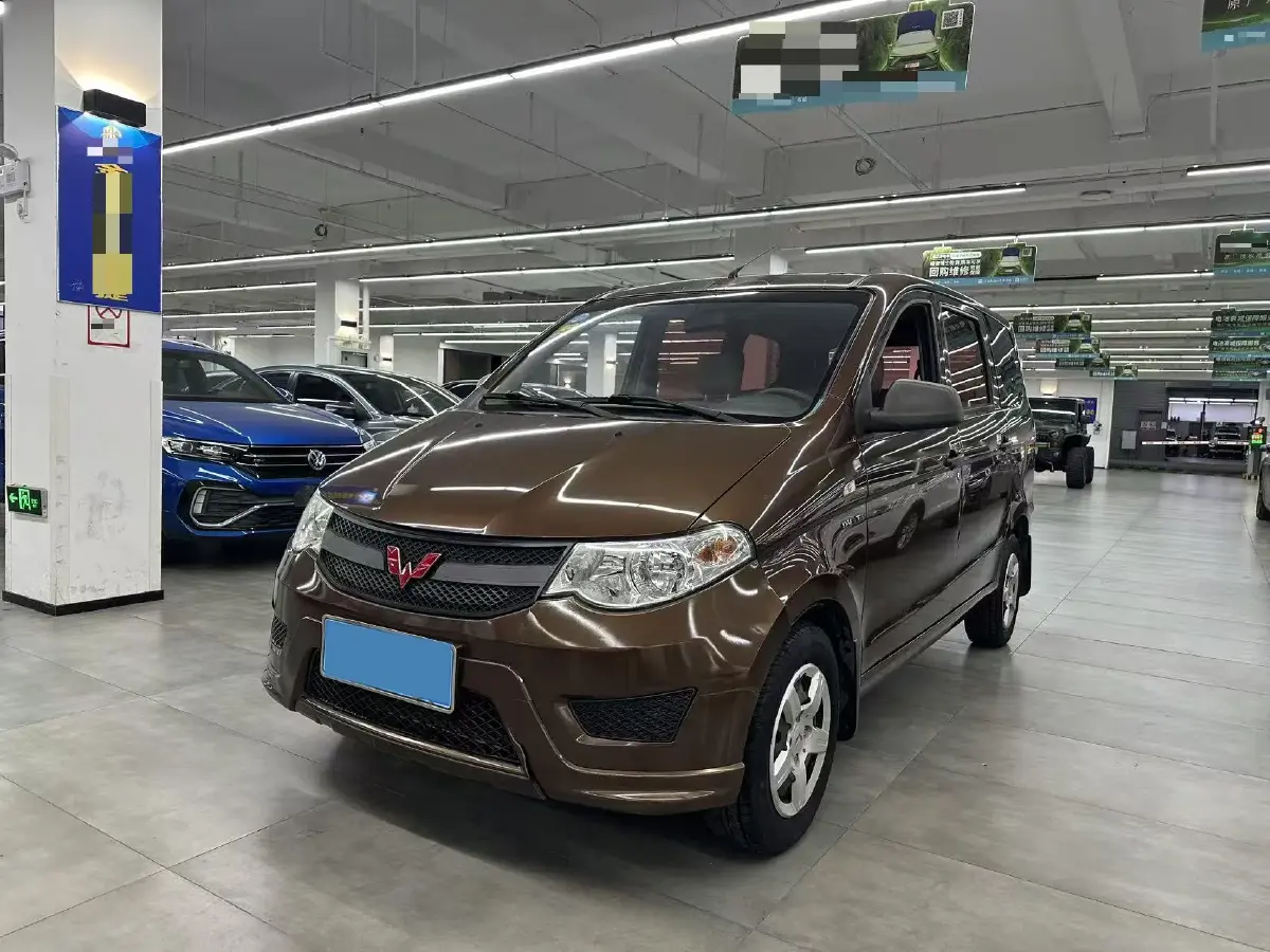 2015 WuLing HongGuang 1.5L 112HP L4 5MT