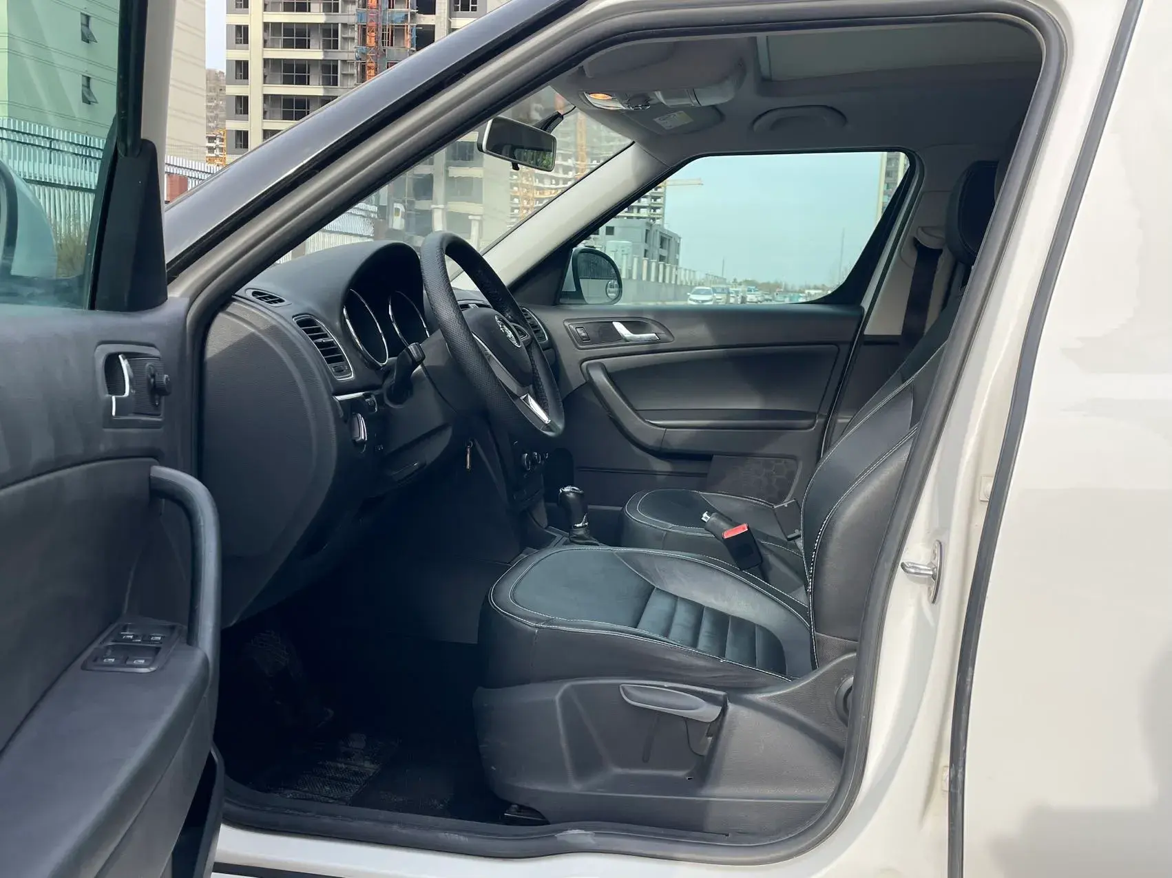 2017 SKODA YETI thumbnail 4