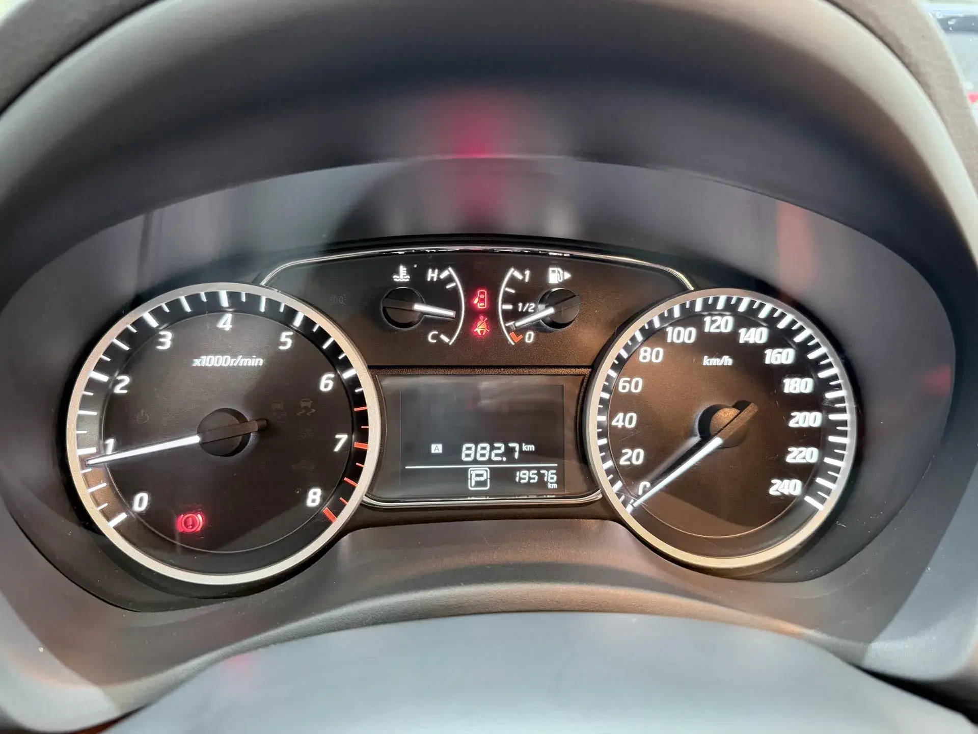 2024 NISSAN SYLPHY thumbnail 4