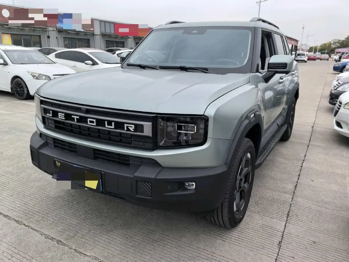 2025 Jetour Freeman 2.0T 254HP L4 8AT