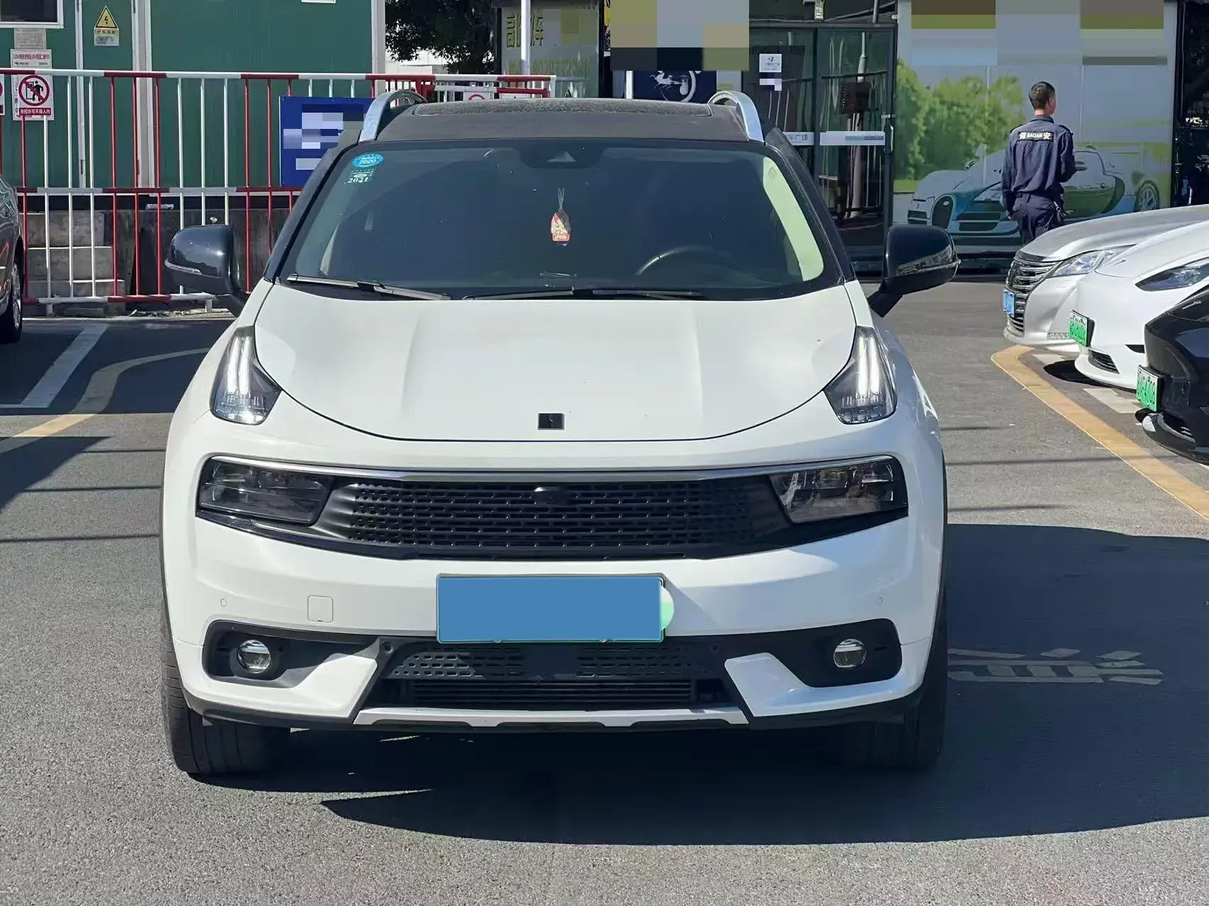 2018 LYNK&CO 01 thumbnail 2