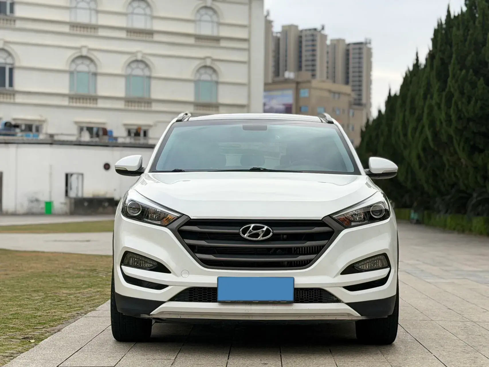 2015 HYUNDAI TUCSON thumbnail 3