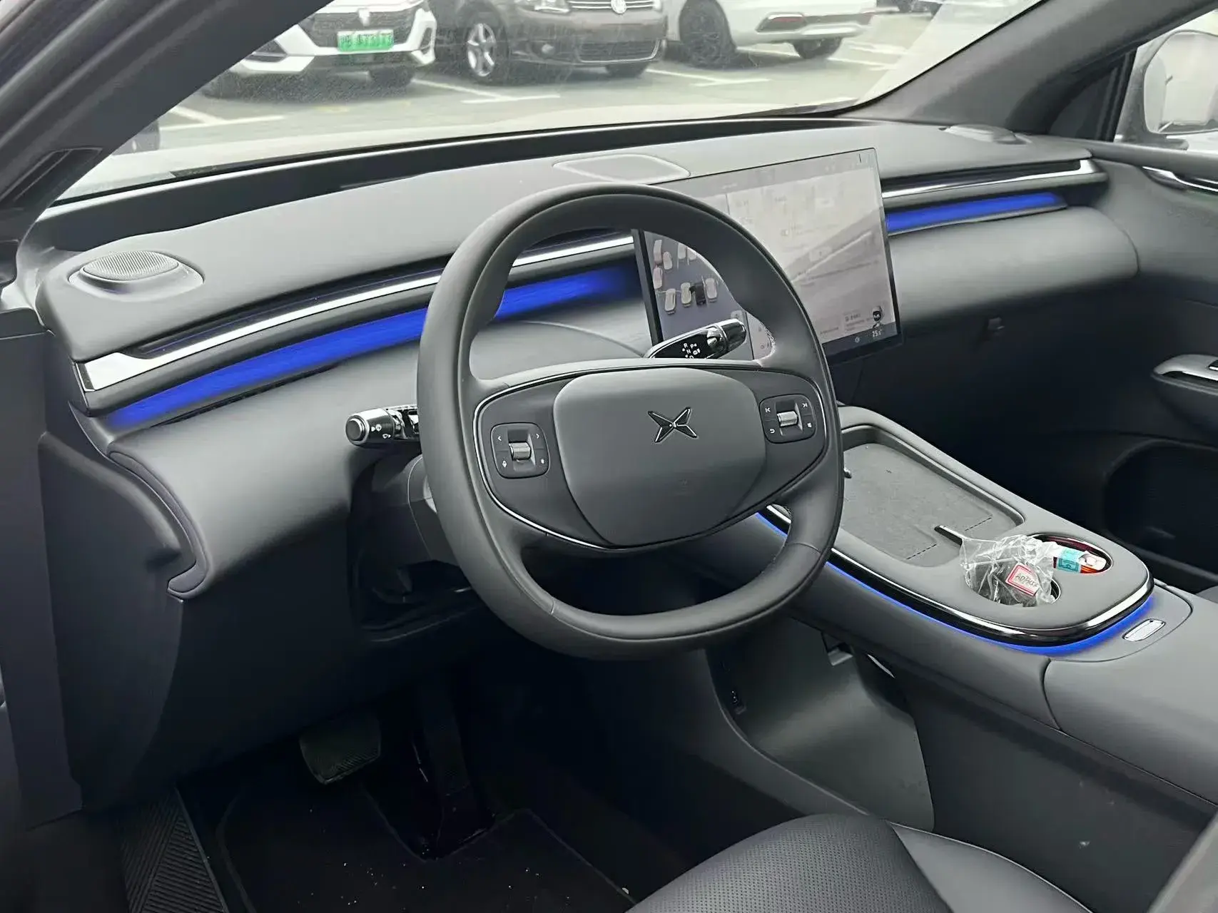 2025 XPENG G7 thumbnail 4