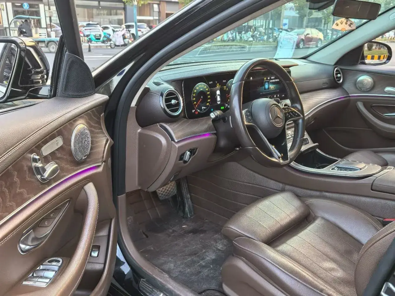 2021 MERCEDES-BENZ E thumbnail 3