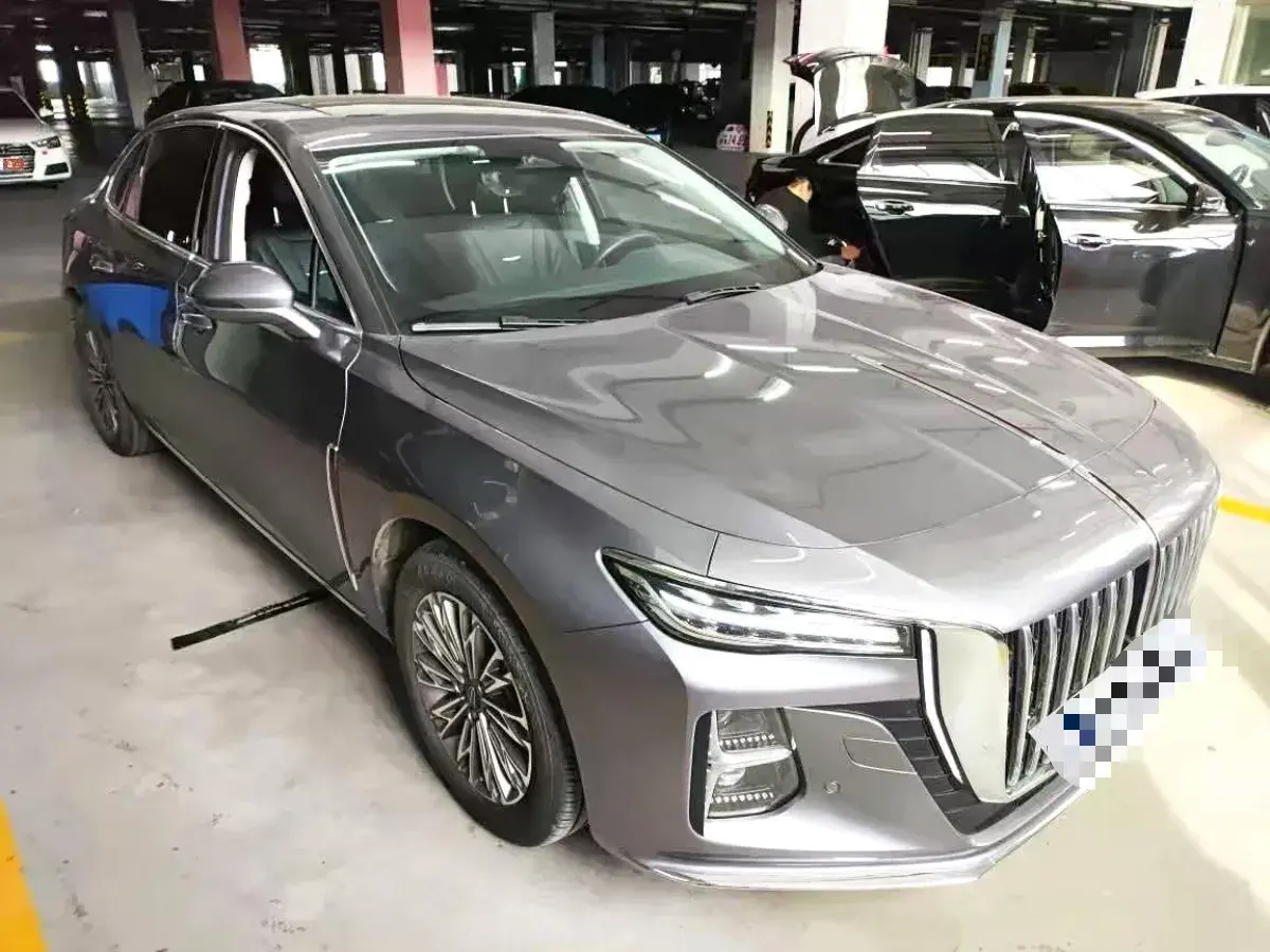 2023 HONGQI H5 thumbnail 2