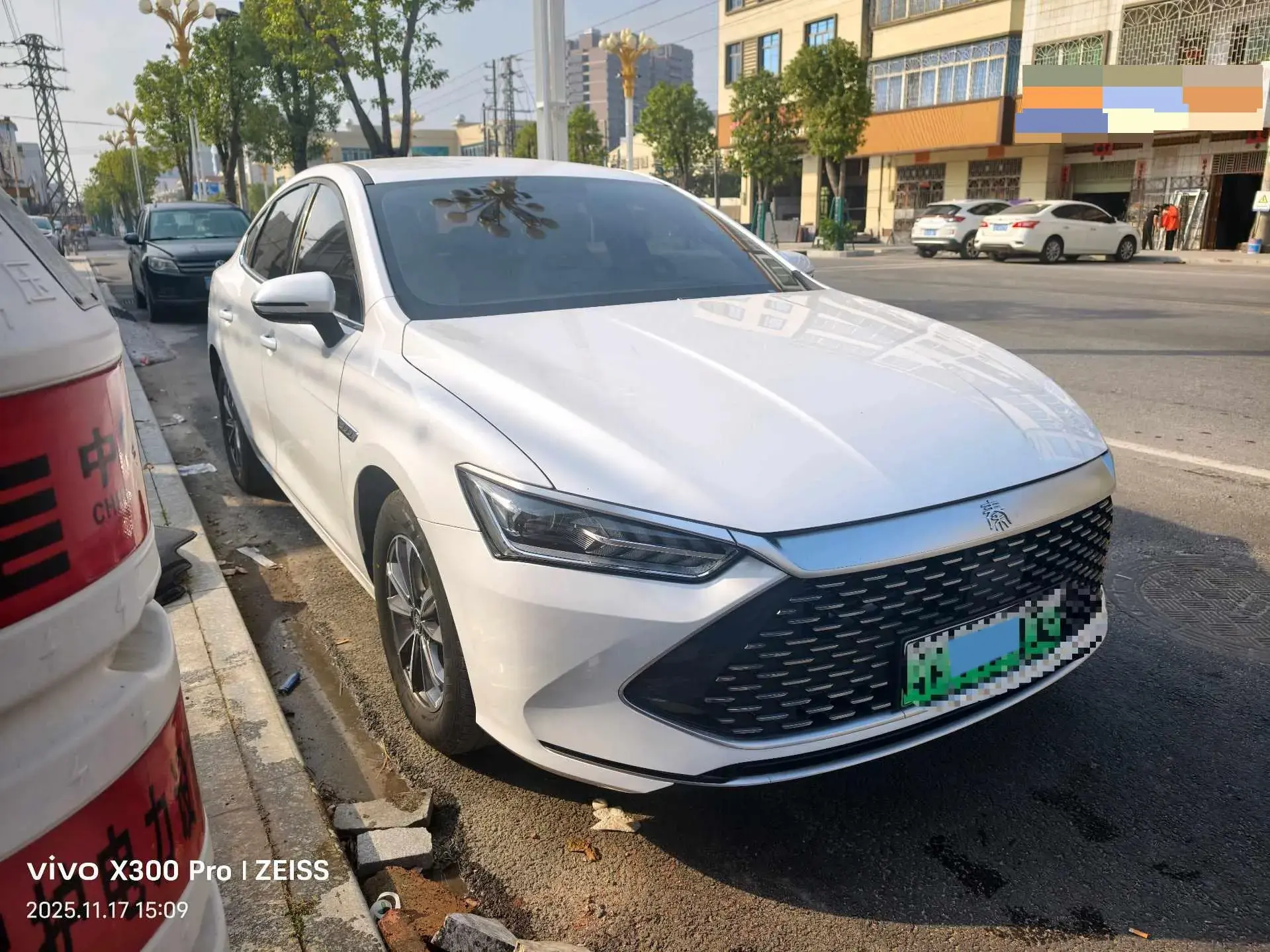 2024 BYD DESTROYER thumbnail 3