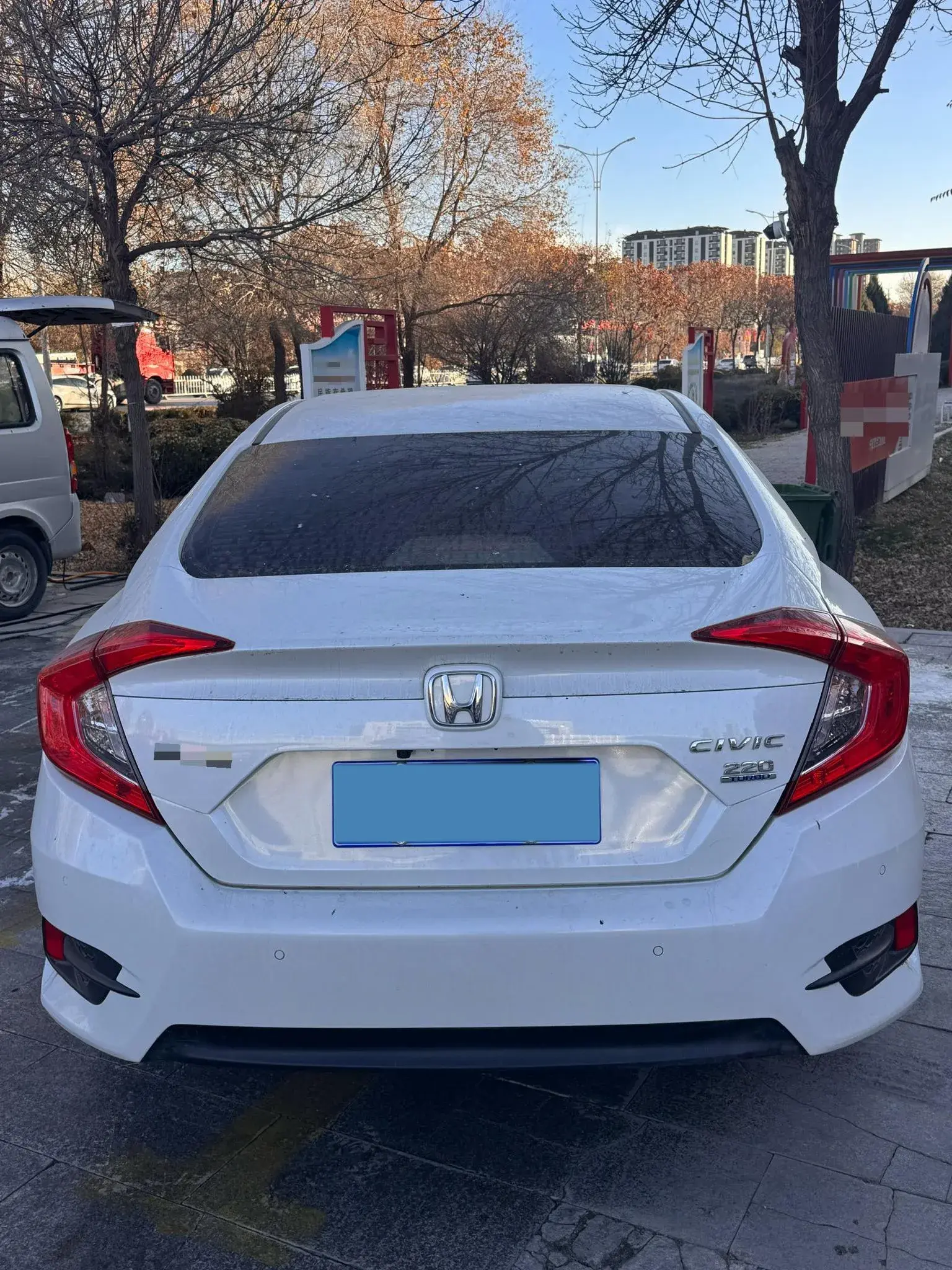 2019 HONDA CIVIC thumbnail 3