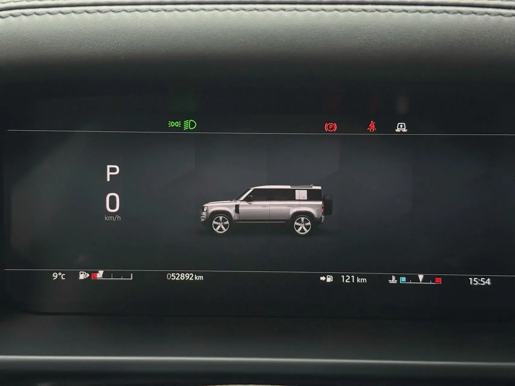 2023 LAND ROVER thumbnail 4