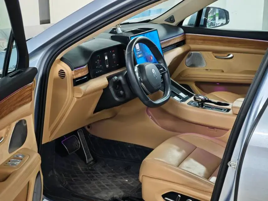 2022 AITO AITO thumbnail 2