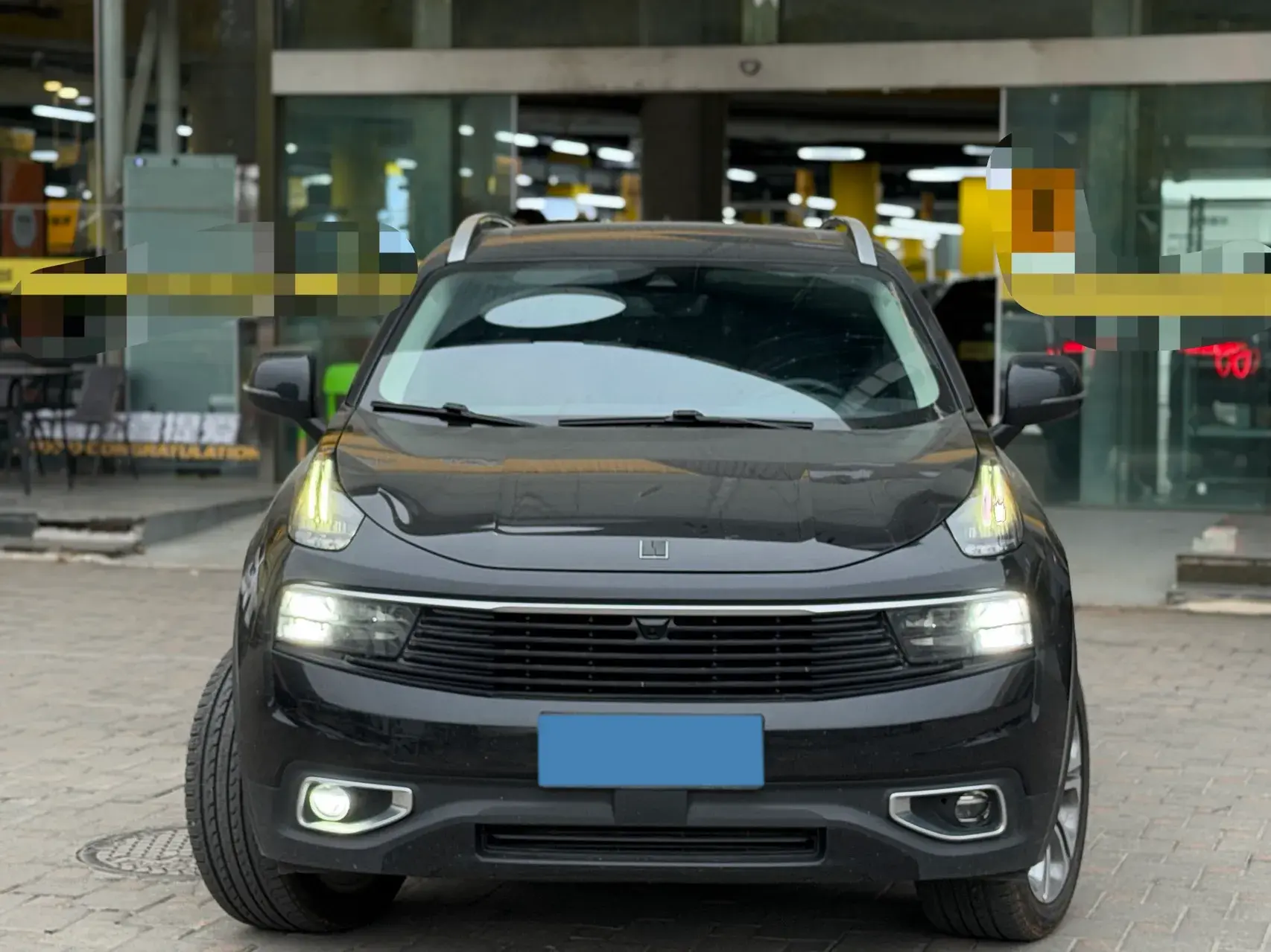 2019 LYNK&CO 01 thumbnail 2