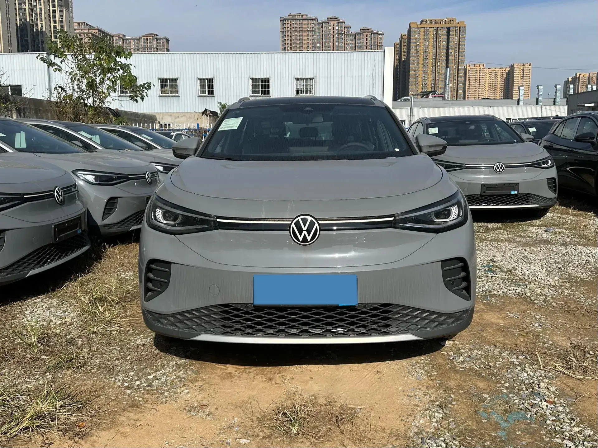 2025 VOLKSWAGEN ID.4 thumbnail 2