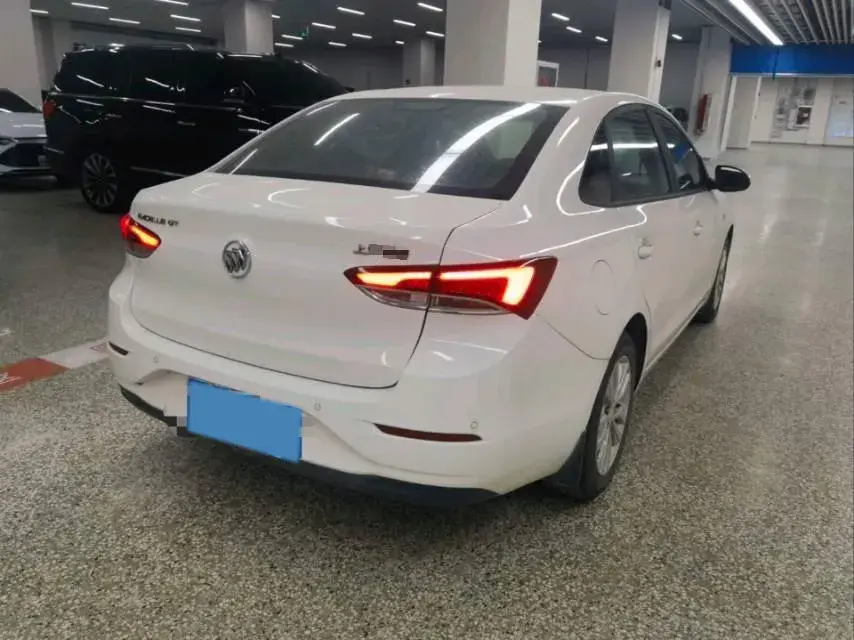 2021 BUICK EXCELLE thumbnail 2