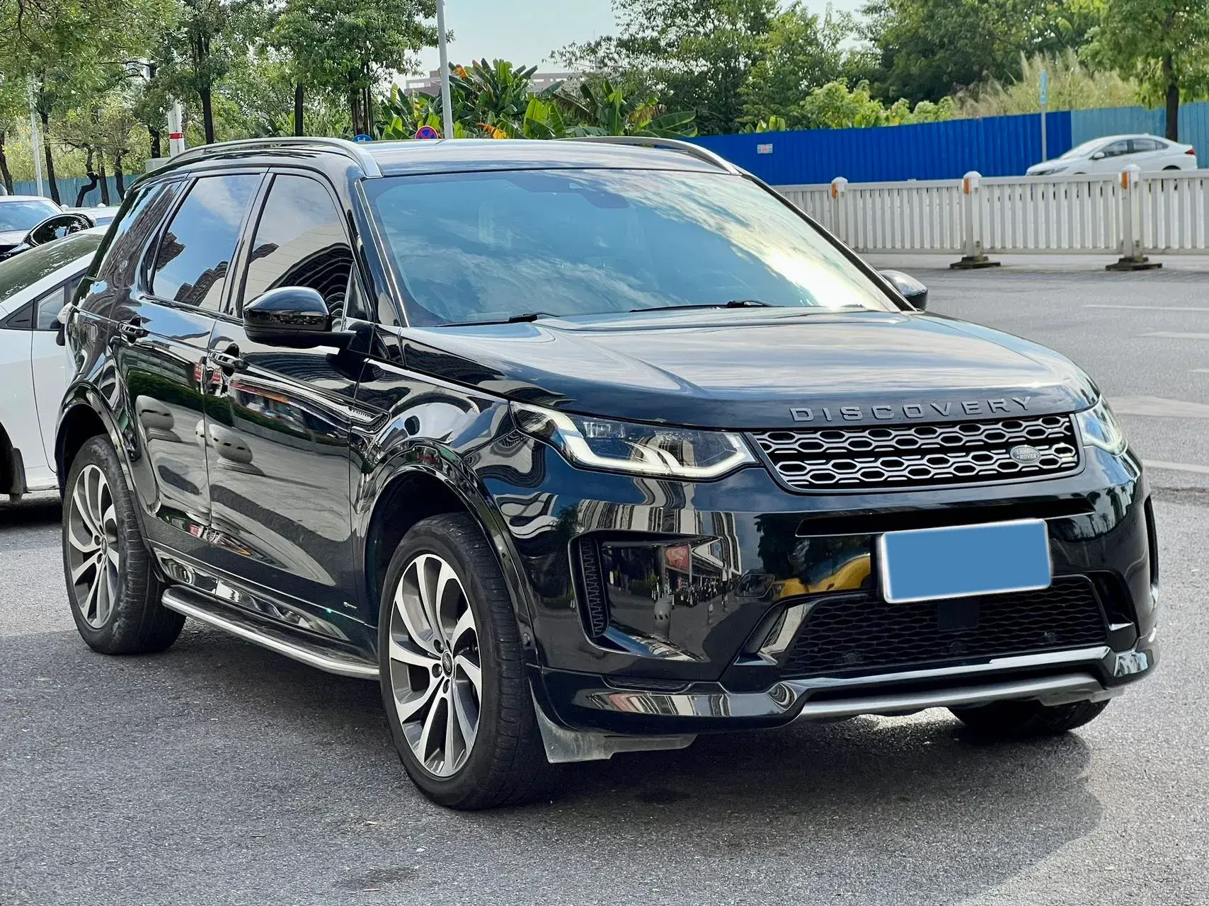 2020 LAND ROVER thumbnail 3