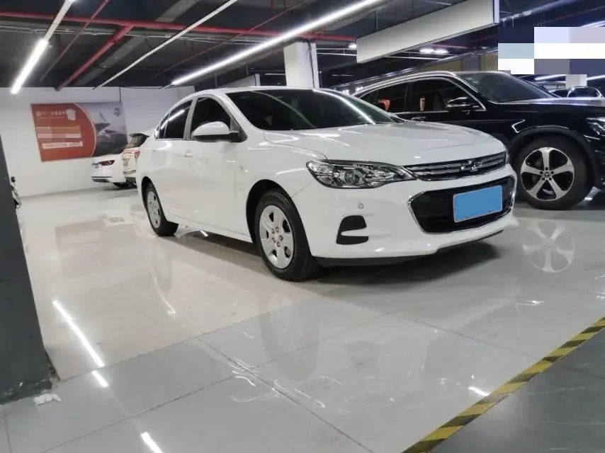 2019 CHEVROLET CAVALIER thumbnail 2