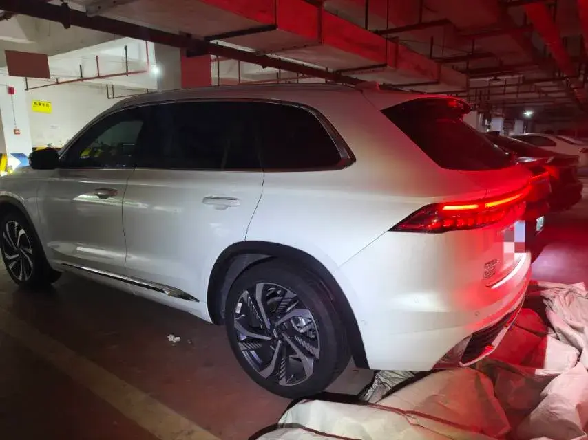 2021 GEELY MONJARO thumbnail 3