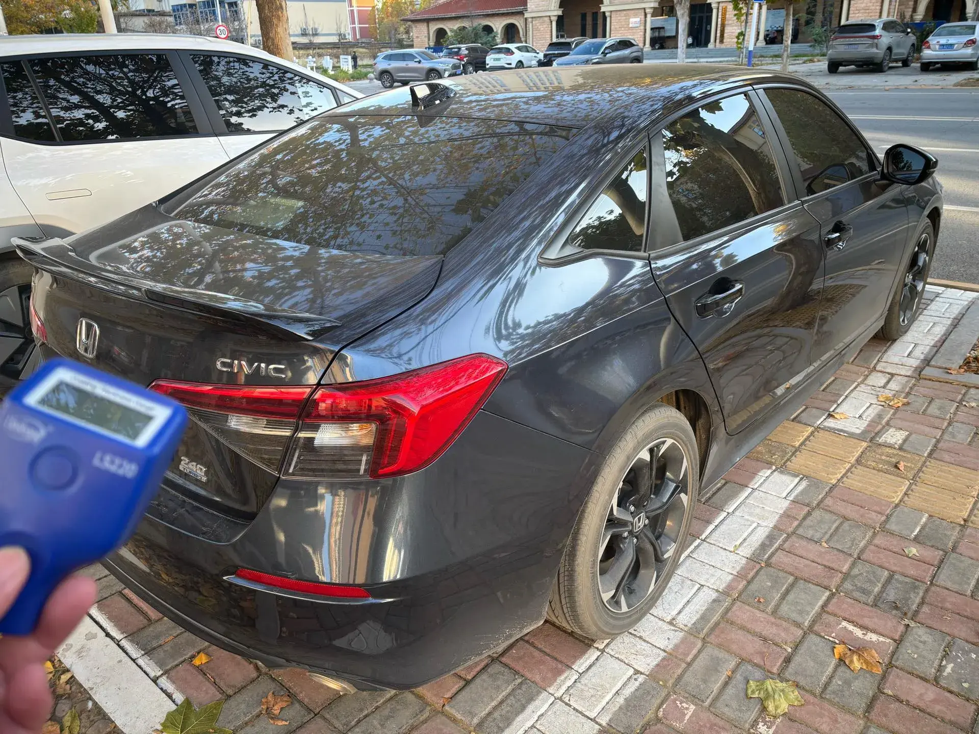 2022 HONDA CIVIC thumbnail 4