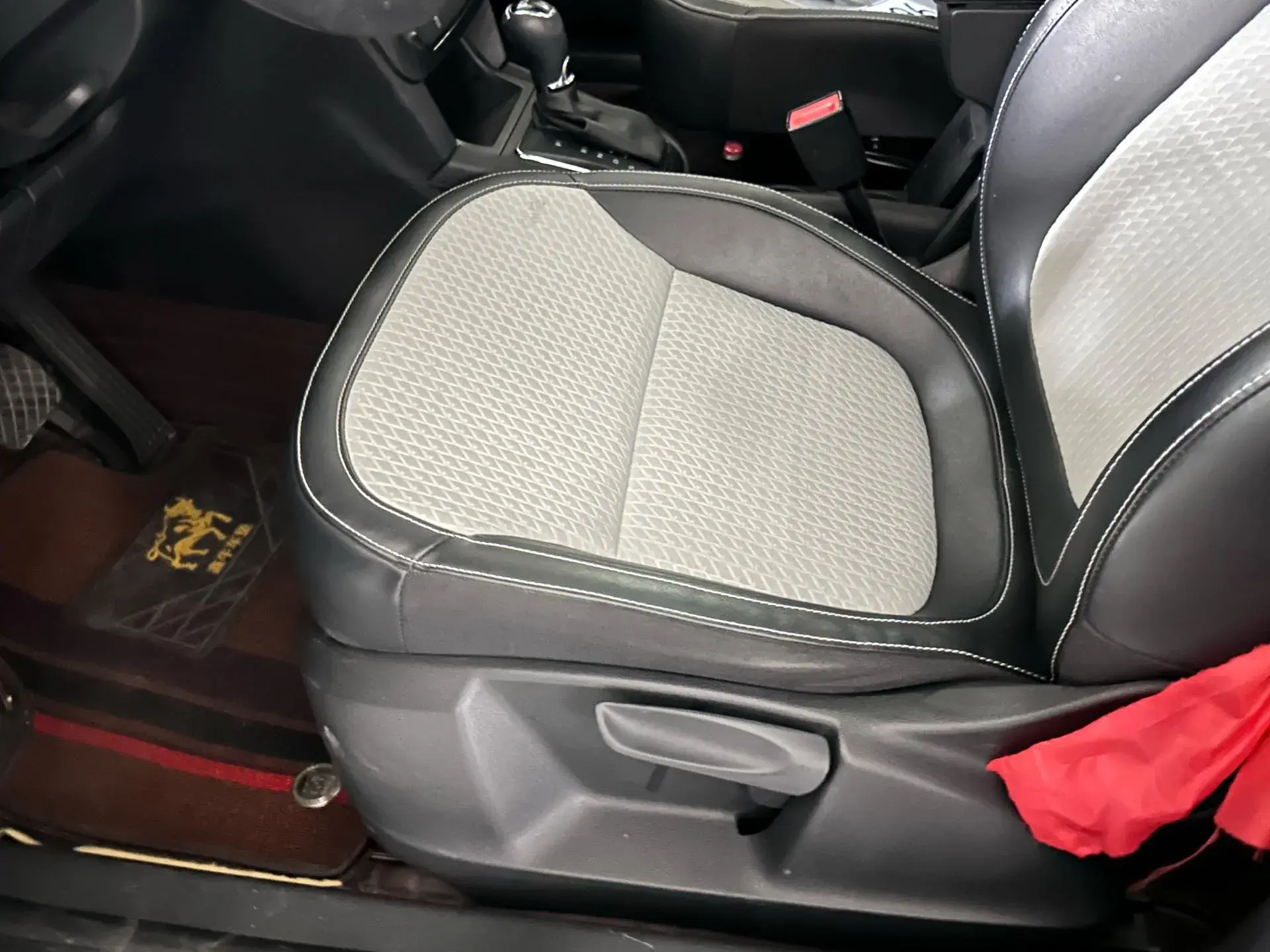 2017 SKODA YETI thumbnail 3