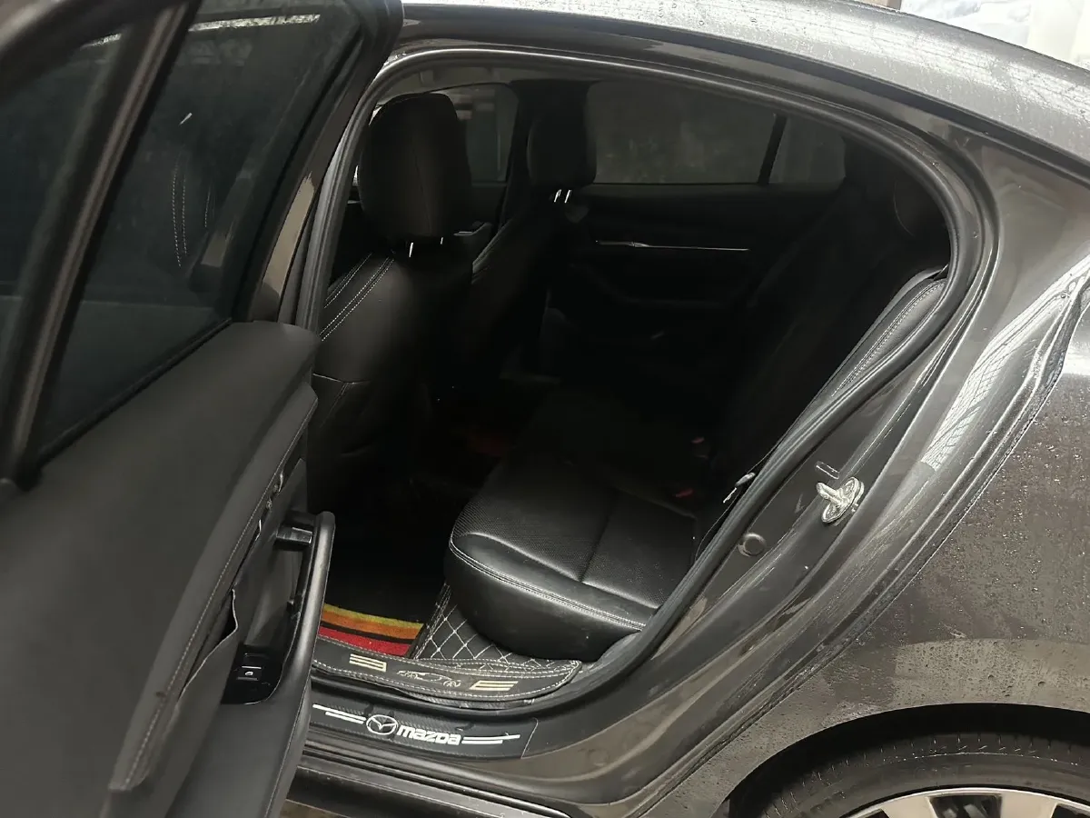 2021 Mazda 3 Axela 2.0L 158HP L4 6AT,autocango,china used car exporter,china ev exporter,chinese used car exporter,chinese used ev exporter