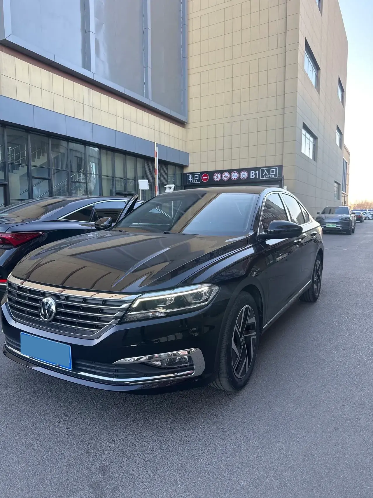 2019 VOLKSWAGEN LAVIDA view 1