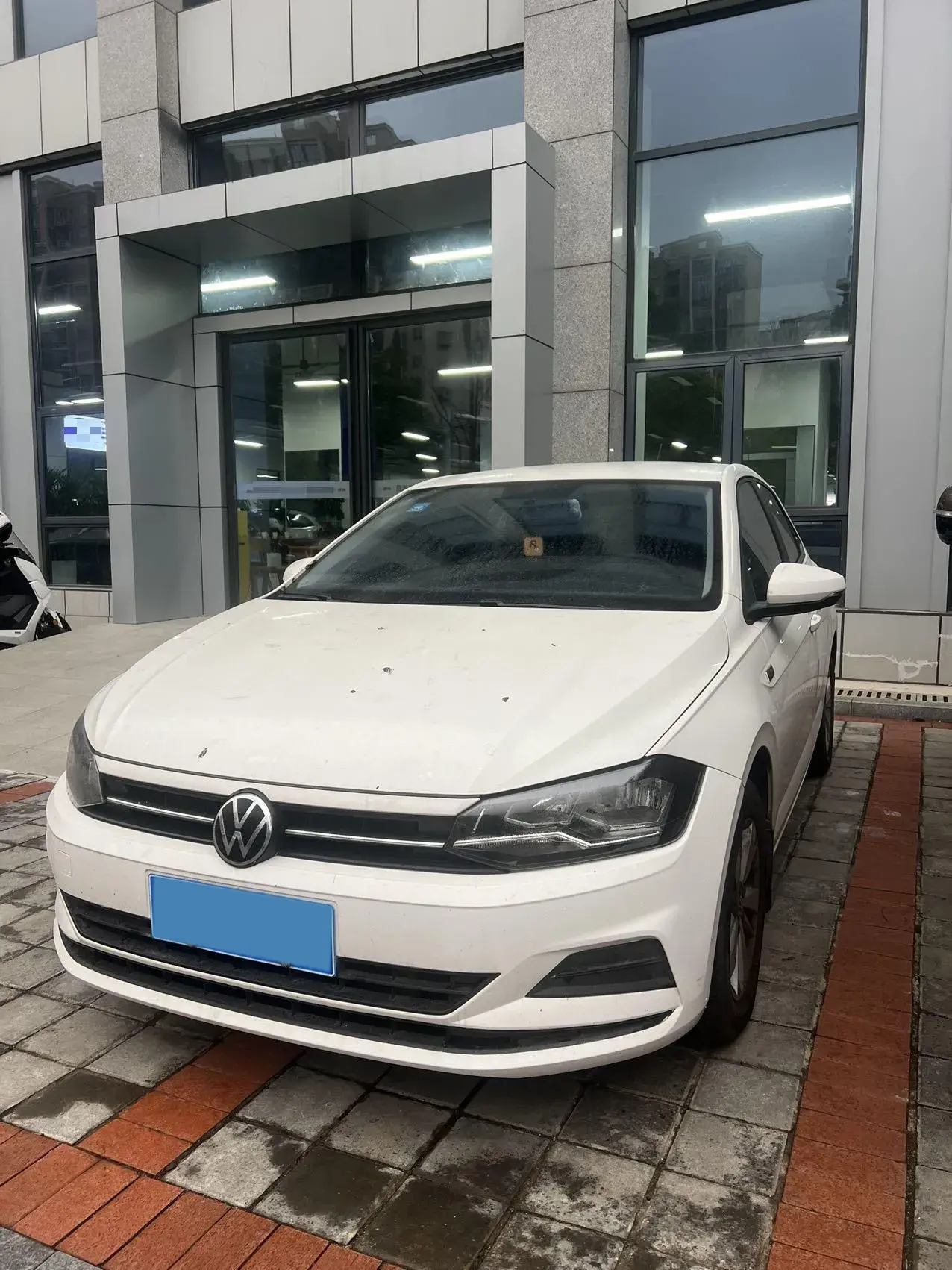 2022 VOLKSWAGEN POLO view 1