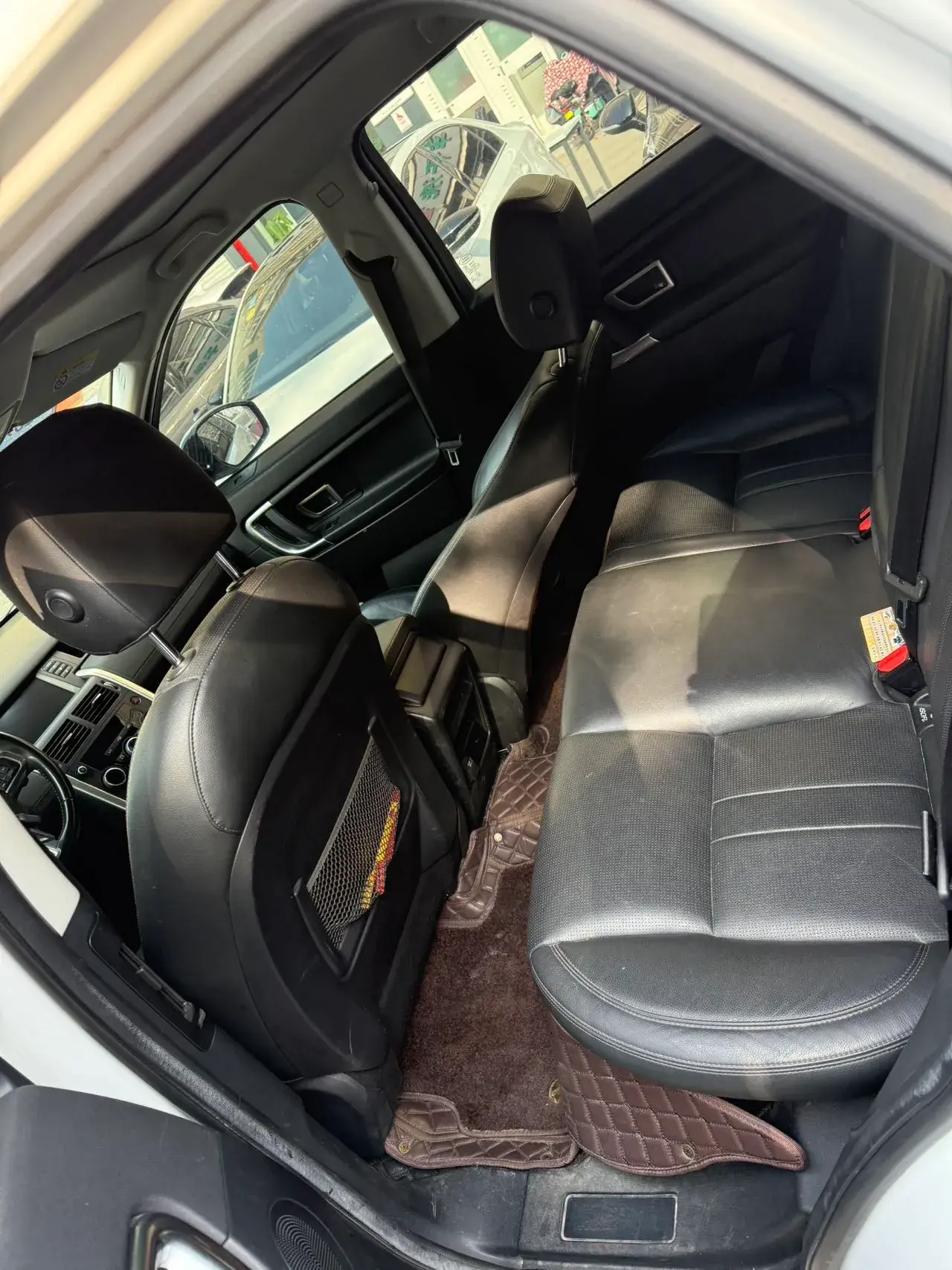 2018 LAND ROVER thumbnail 4