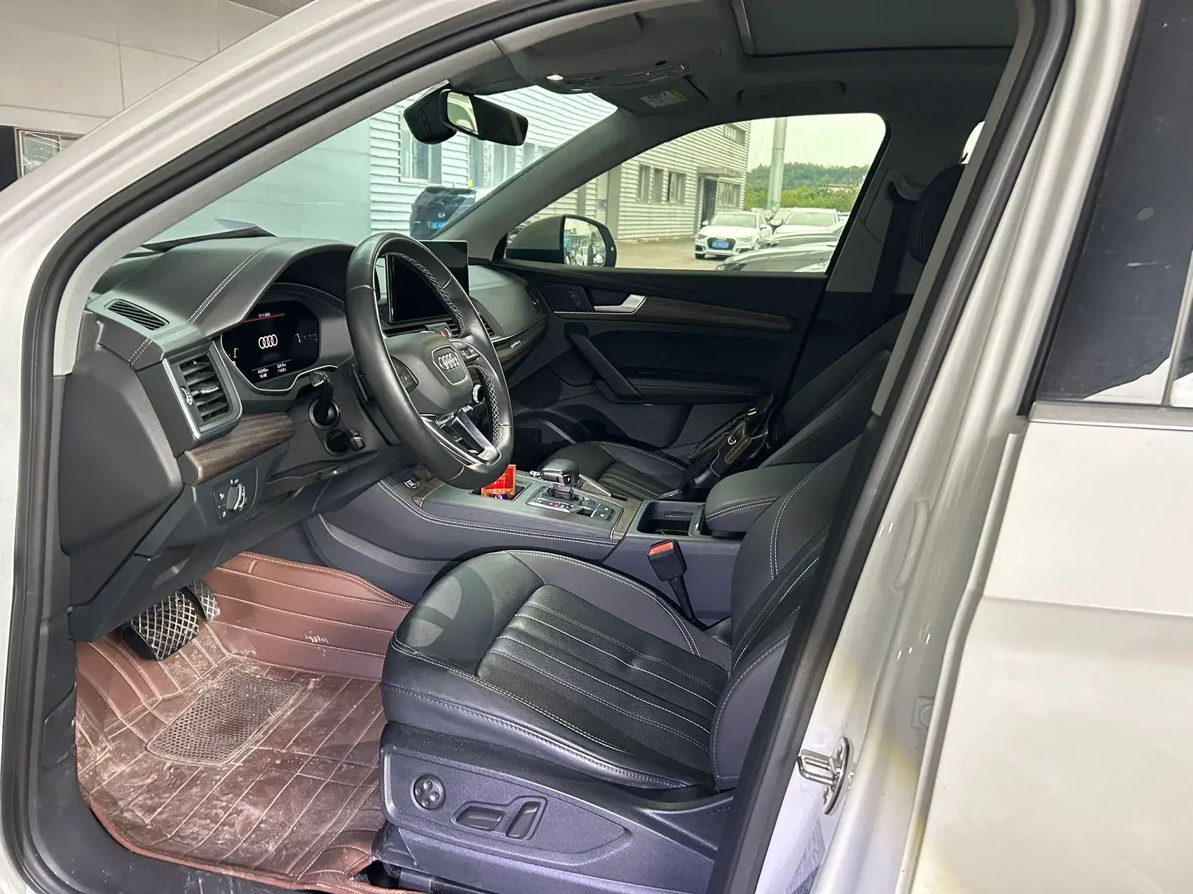 2022 AUDI Q5L thumbnail 3