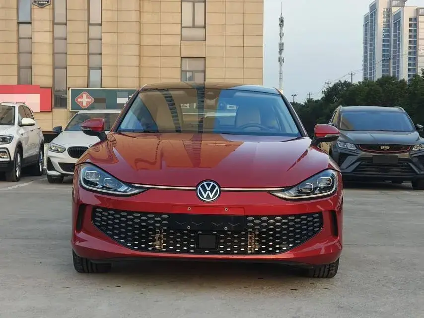 2022 VOLKSWAGEN LAMANDO thumbnail 2