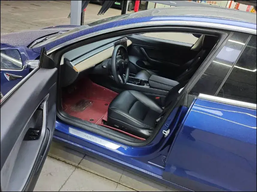 2019 TESLA MODEL thumbnail 2